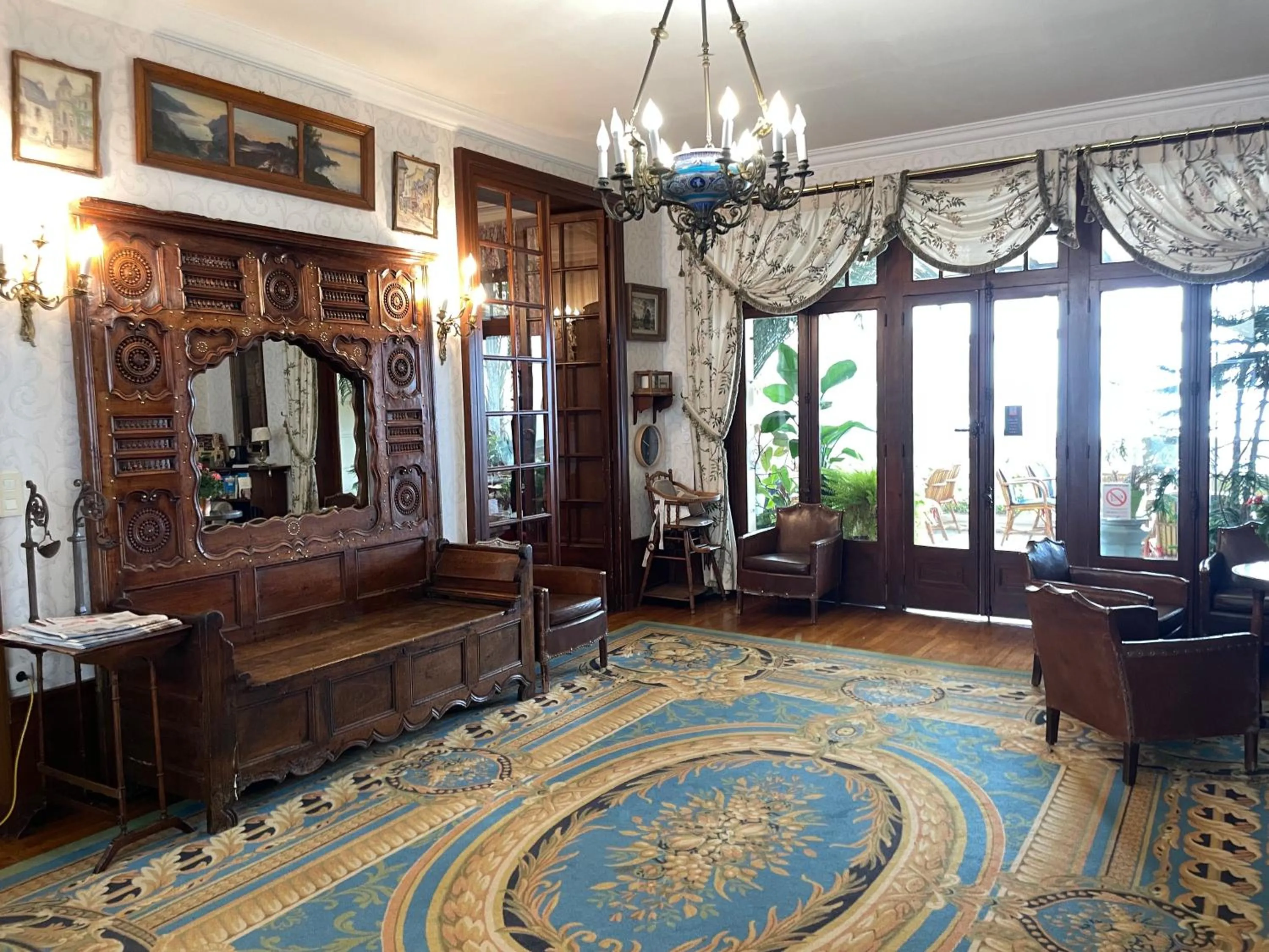 Property building in Logis Hôtel Restaurant le Printania