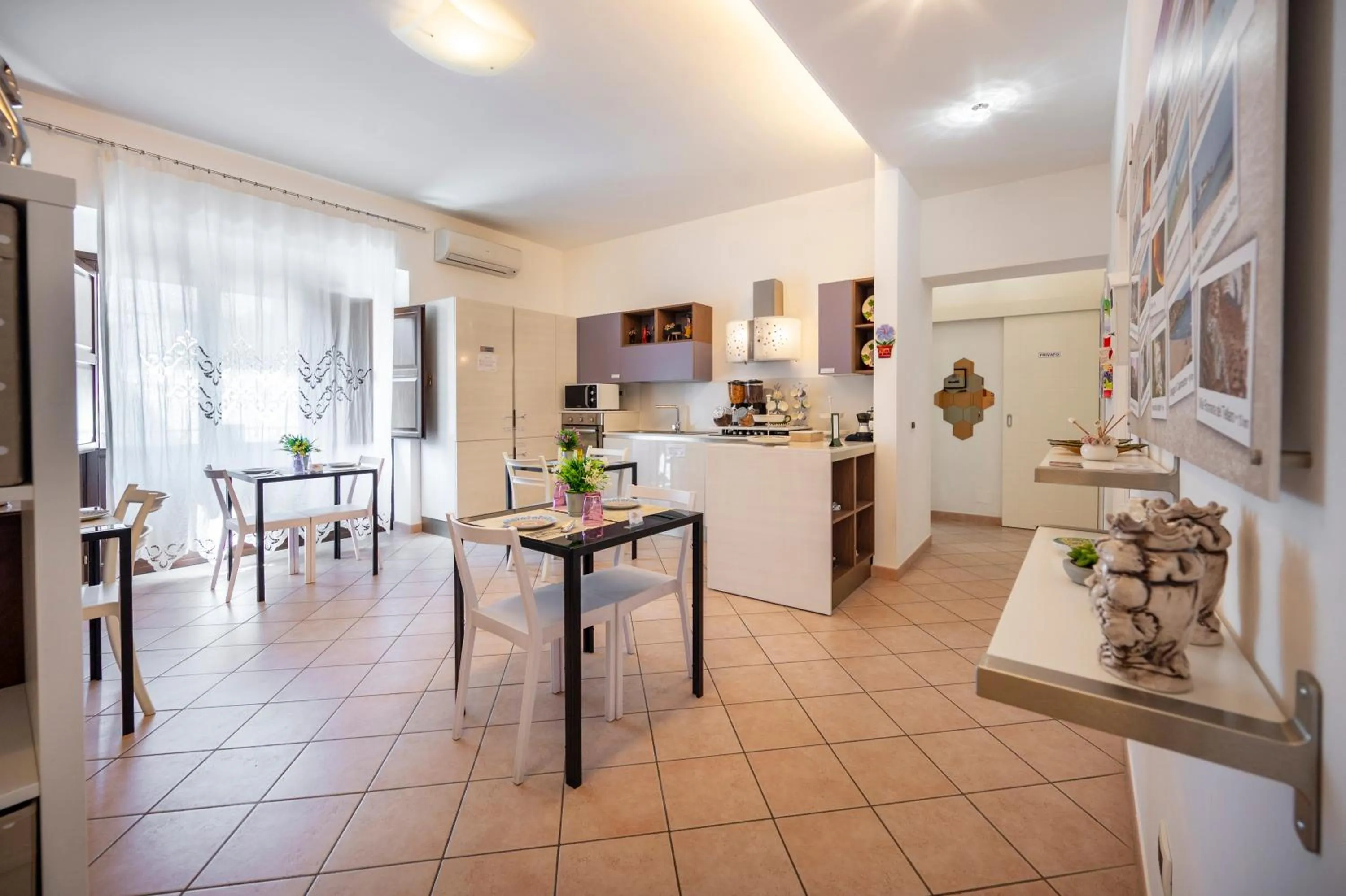 Kitchen or kitchenette in Zanzibar - Charming Rooms and Apartments