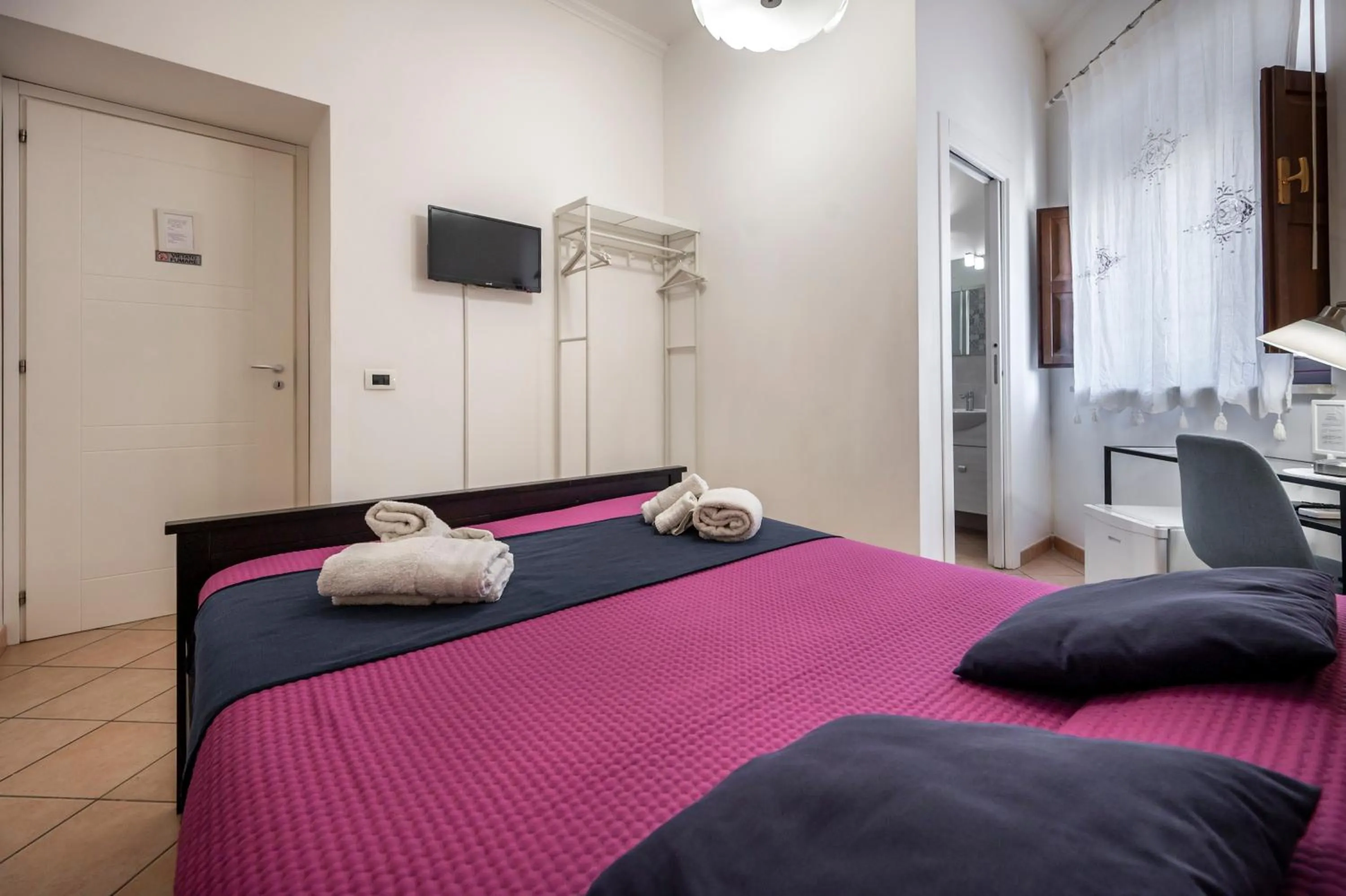 Bed in Zanzibar - Charming Rooms and Apartments