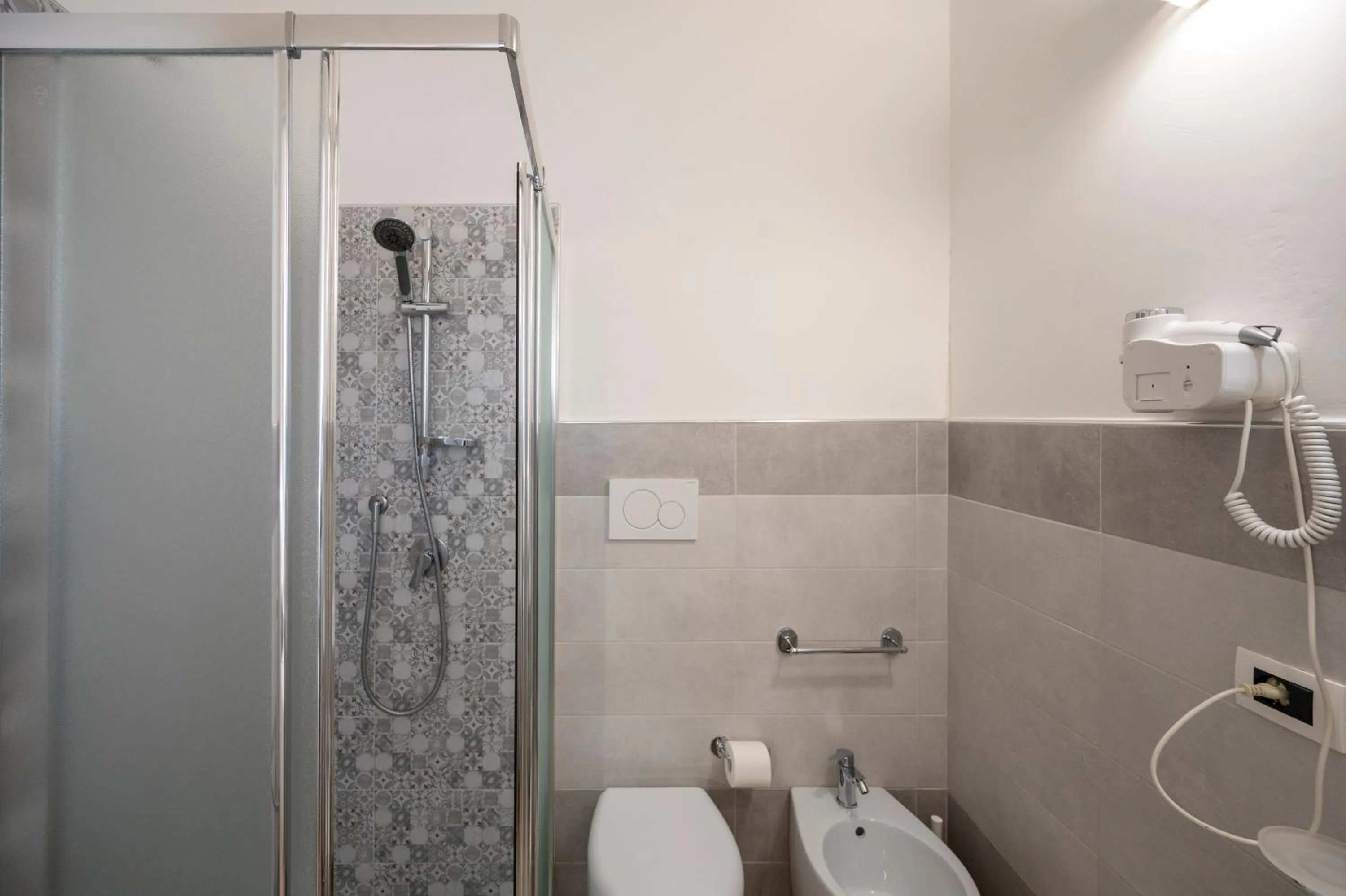 Shower in Zanzibar - Charming Rooms and Apartments