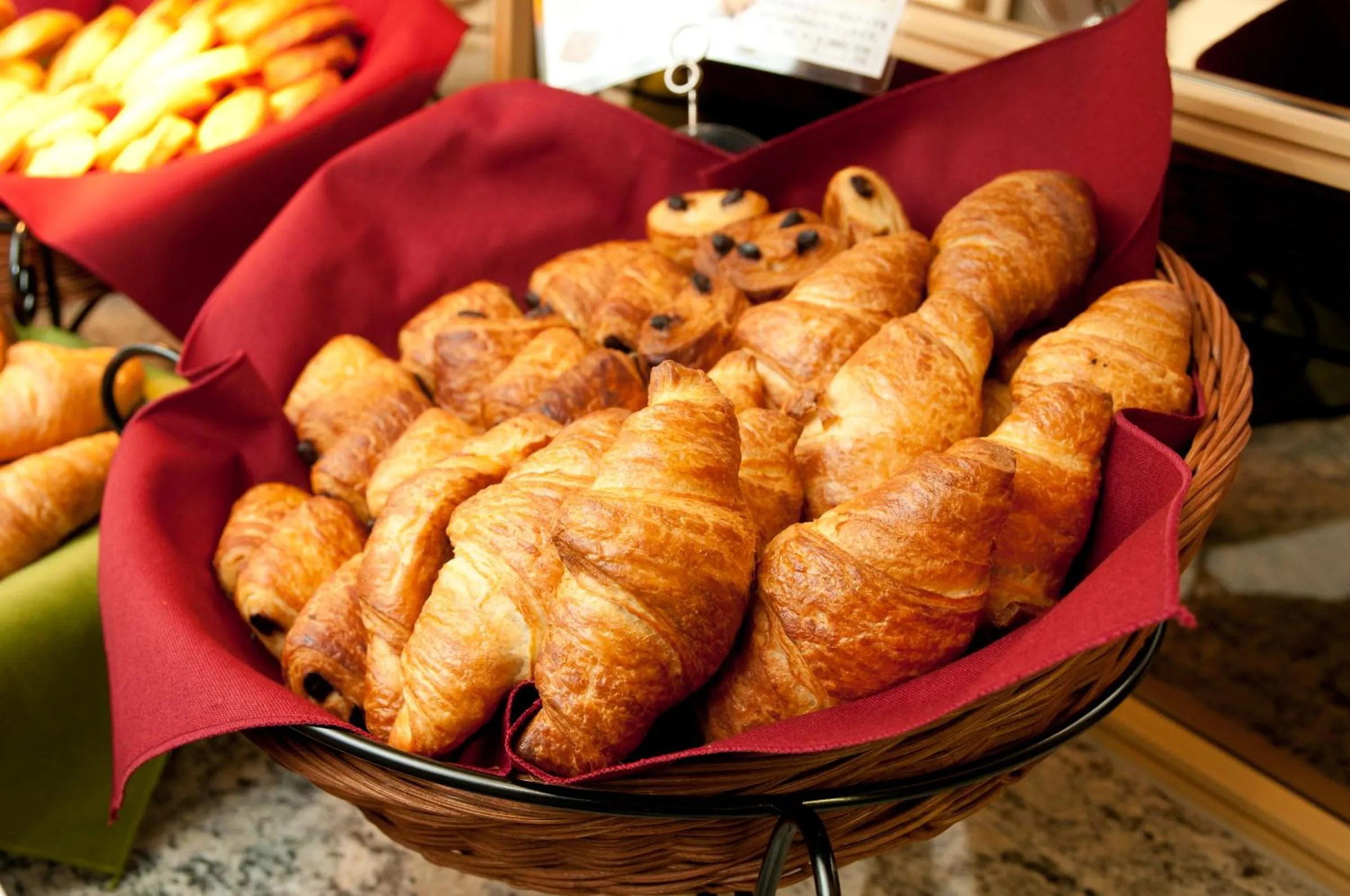 Food and drinks in Super Hotel Kofu Showa Inter