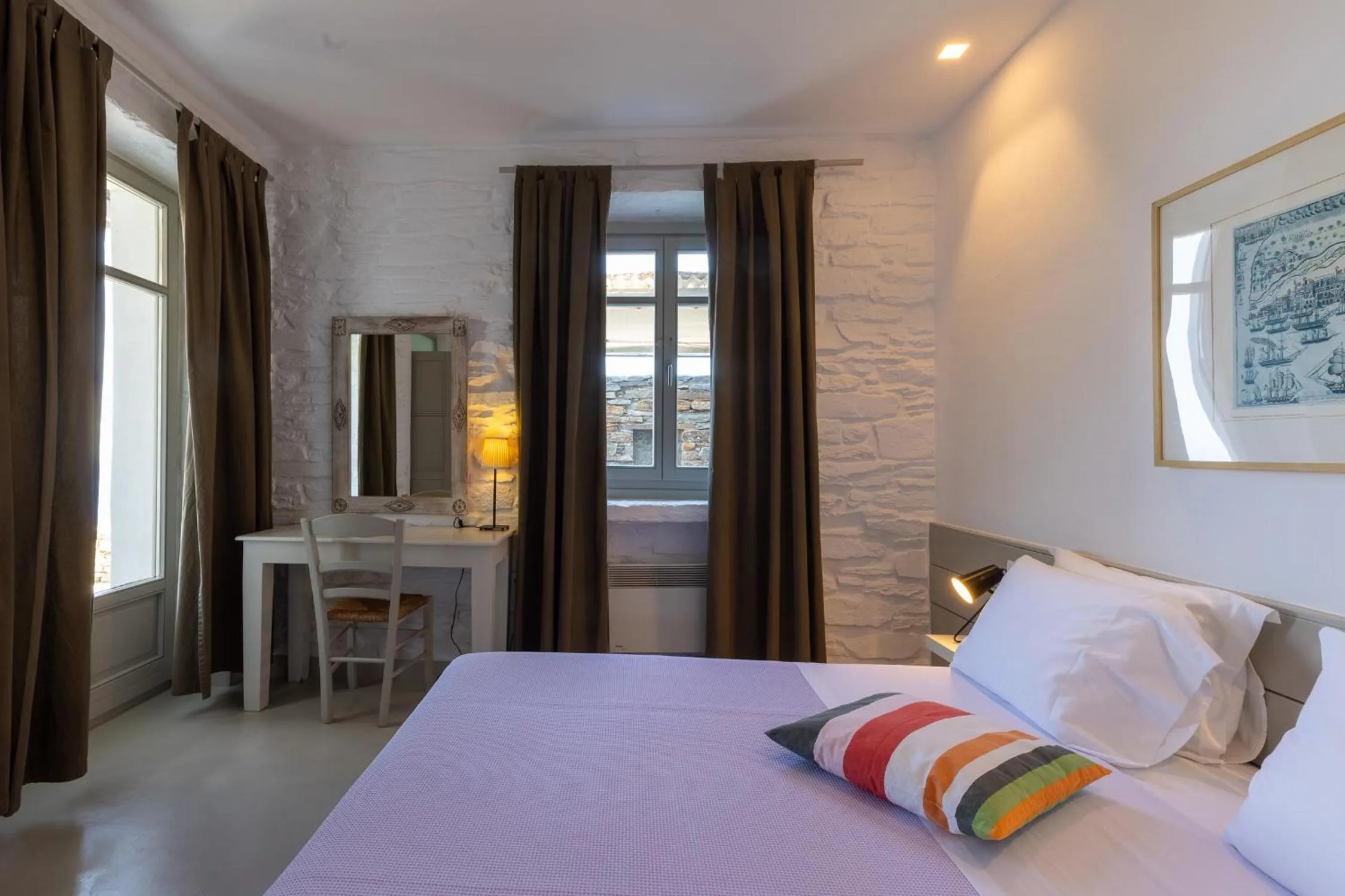 Bed in Kea Village Suites & Villas