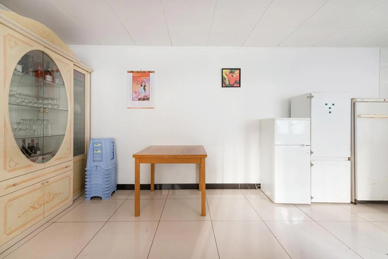 Breakfast in Cameleon Paris Guesthouse