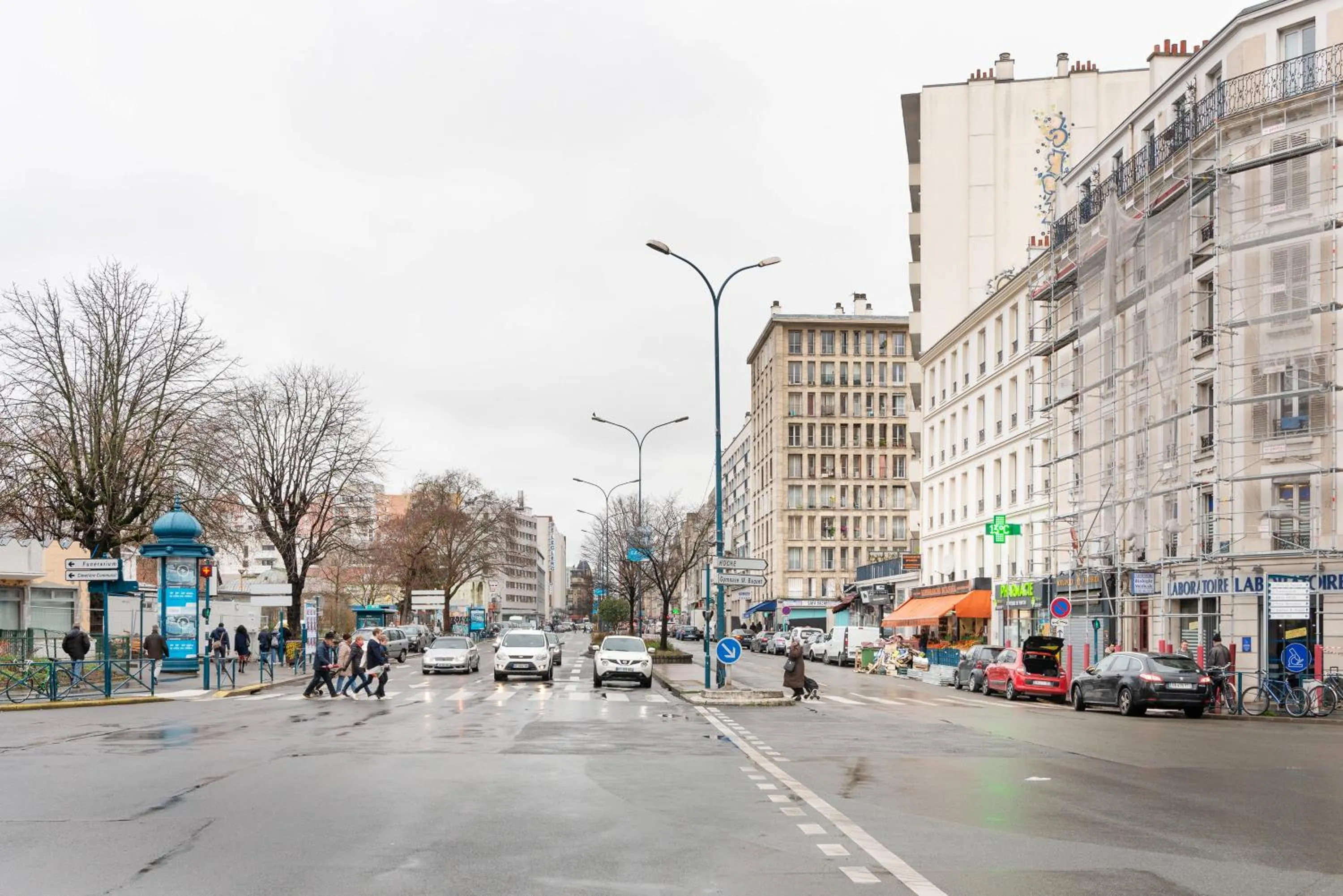 Property building in Cameleon Paris Guesthouse