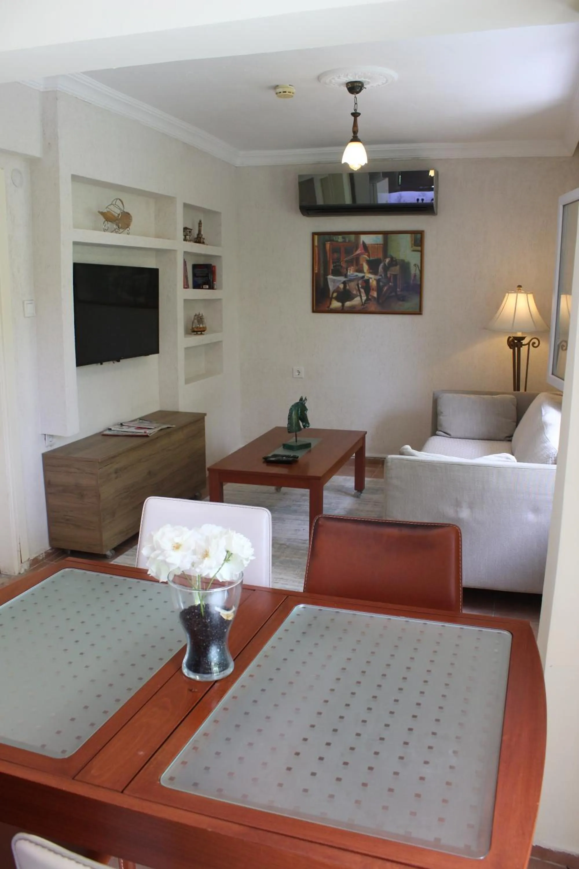 Bed in Tunacan Hotel