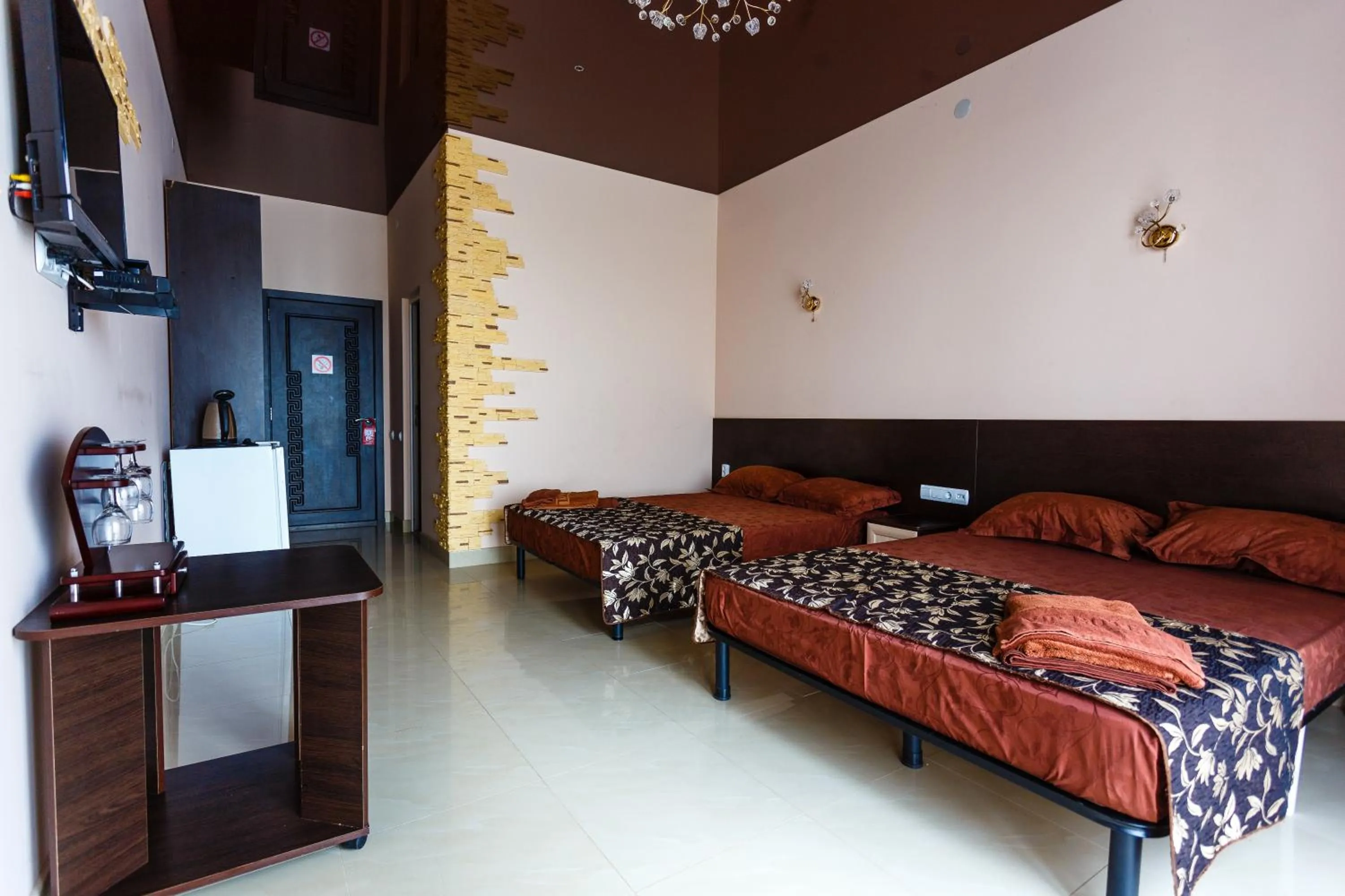 Photo of the whole room, Bed in VIP Hotel
