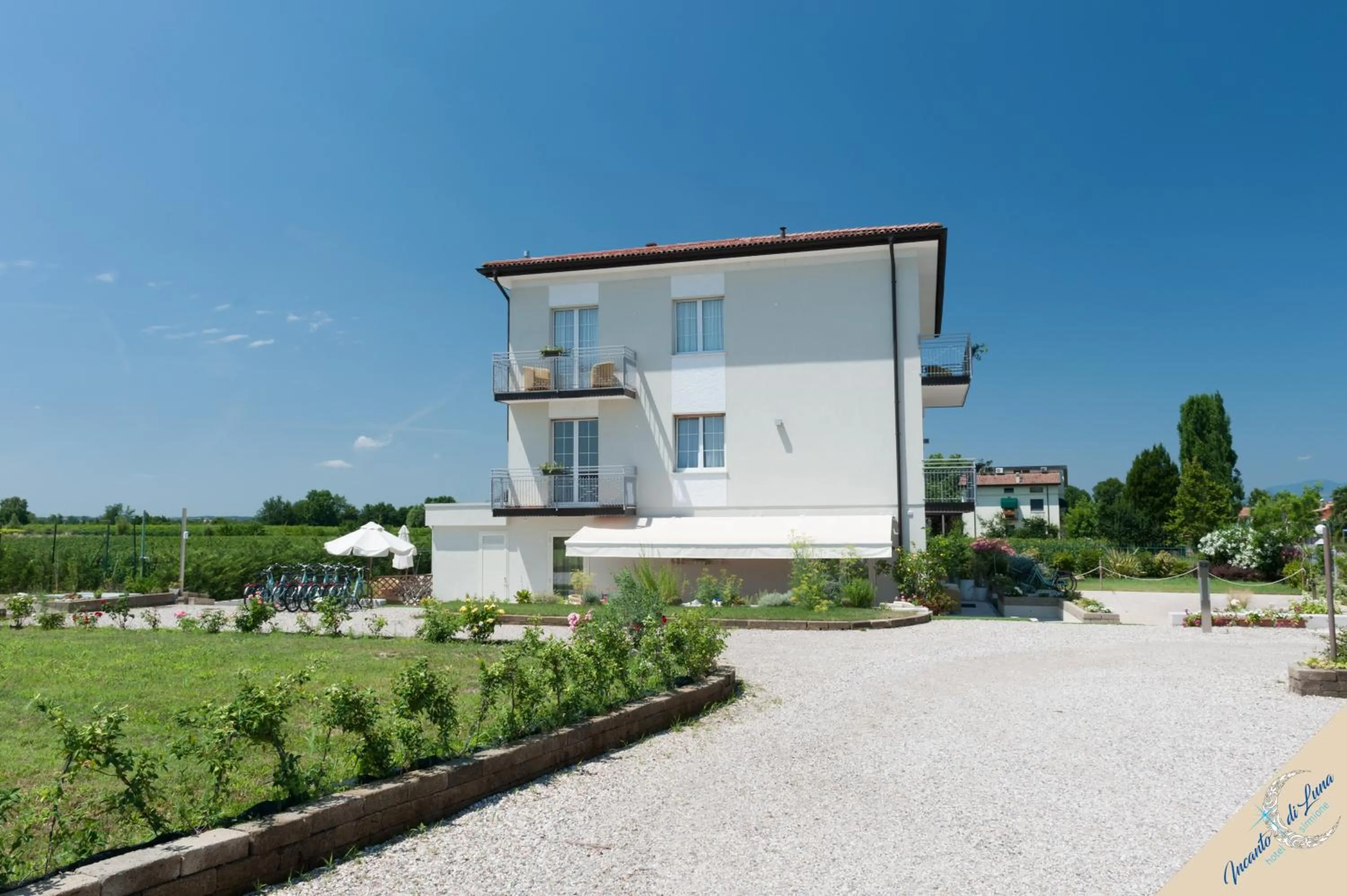 Property building in Incanto di Luna Hotel