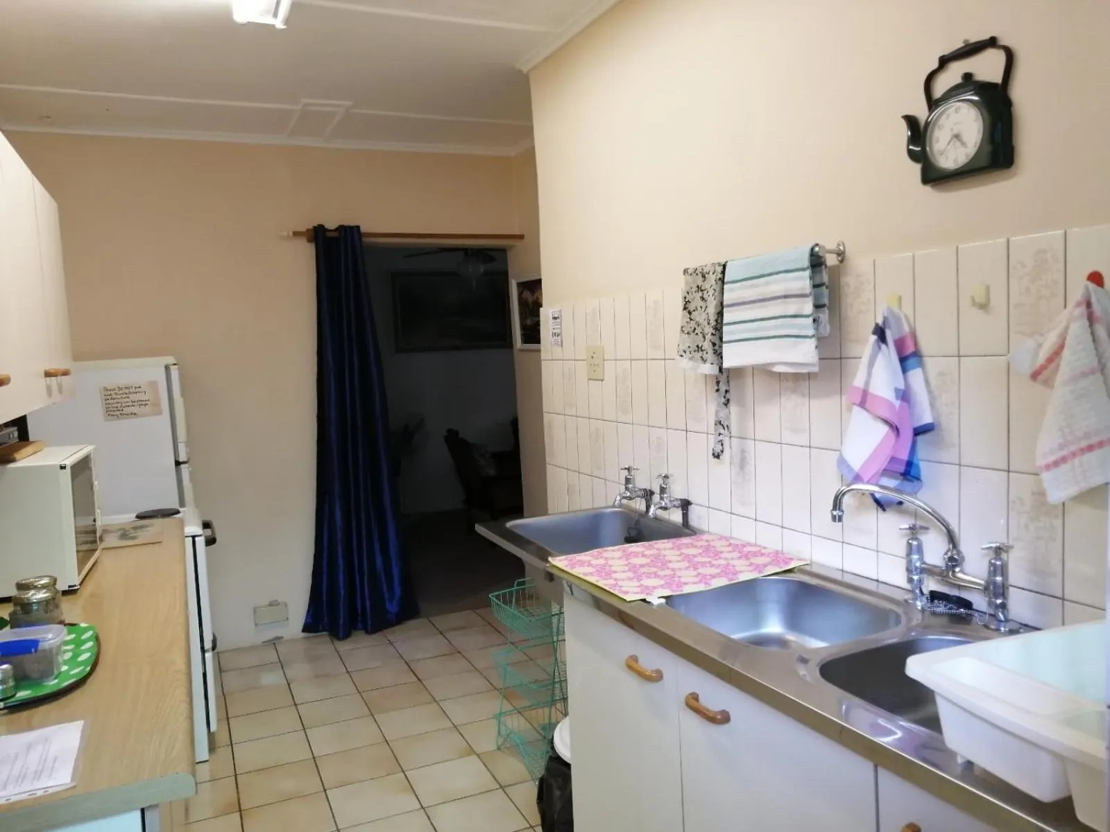 Kitchen or kitchenette in Bell Park Self Catering