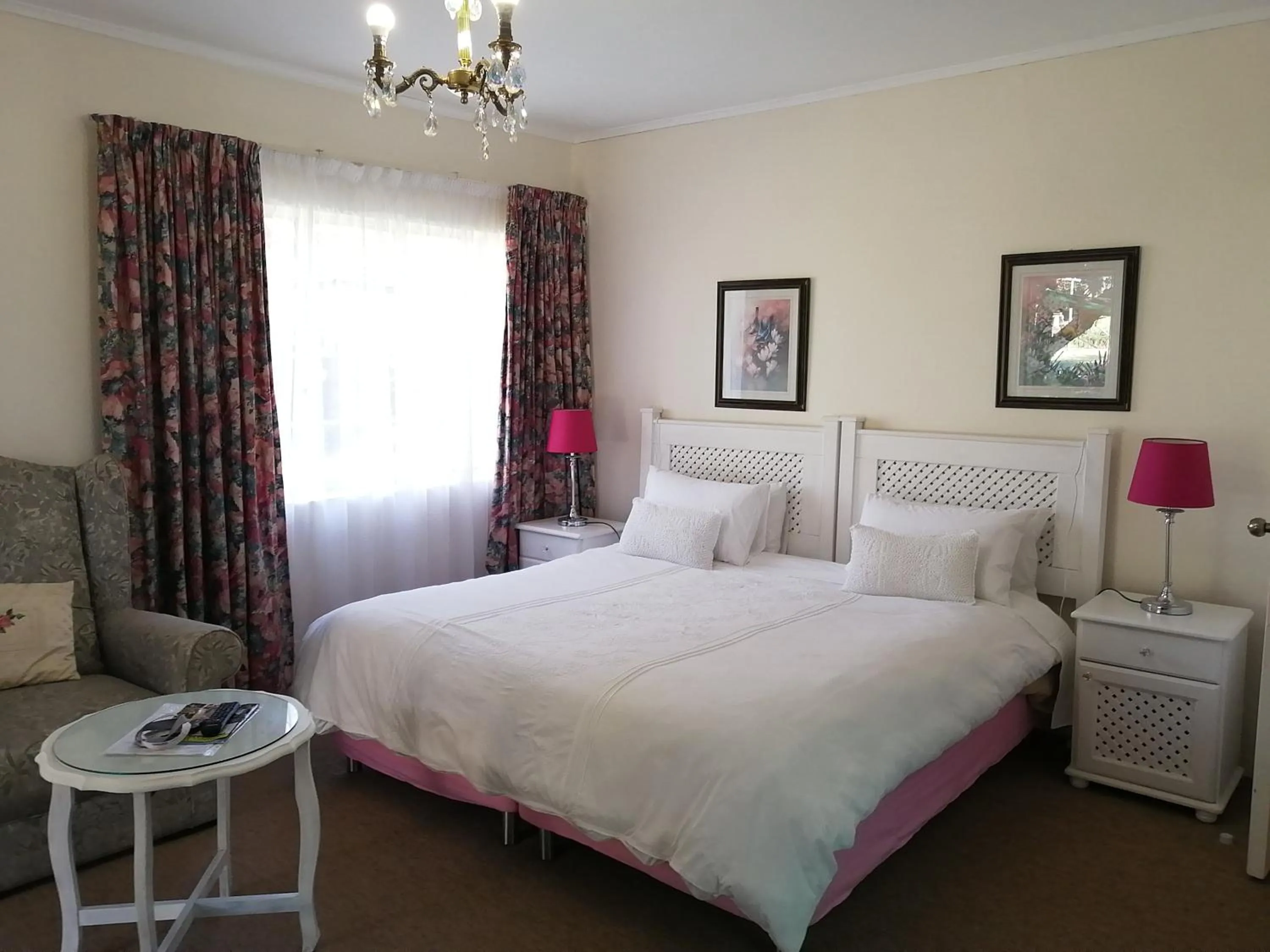 Bedroom, Bed in Bell Park Self Catering