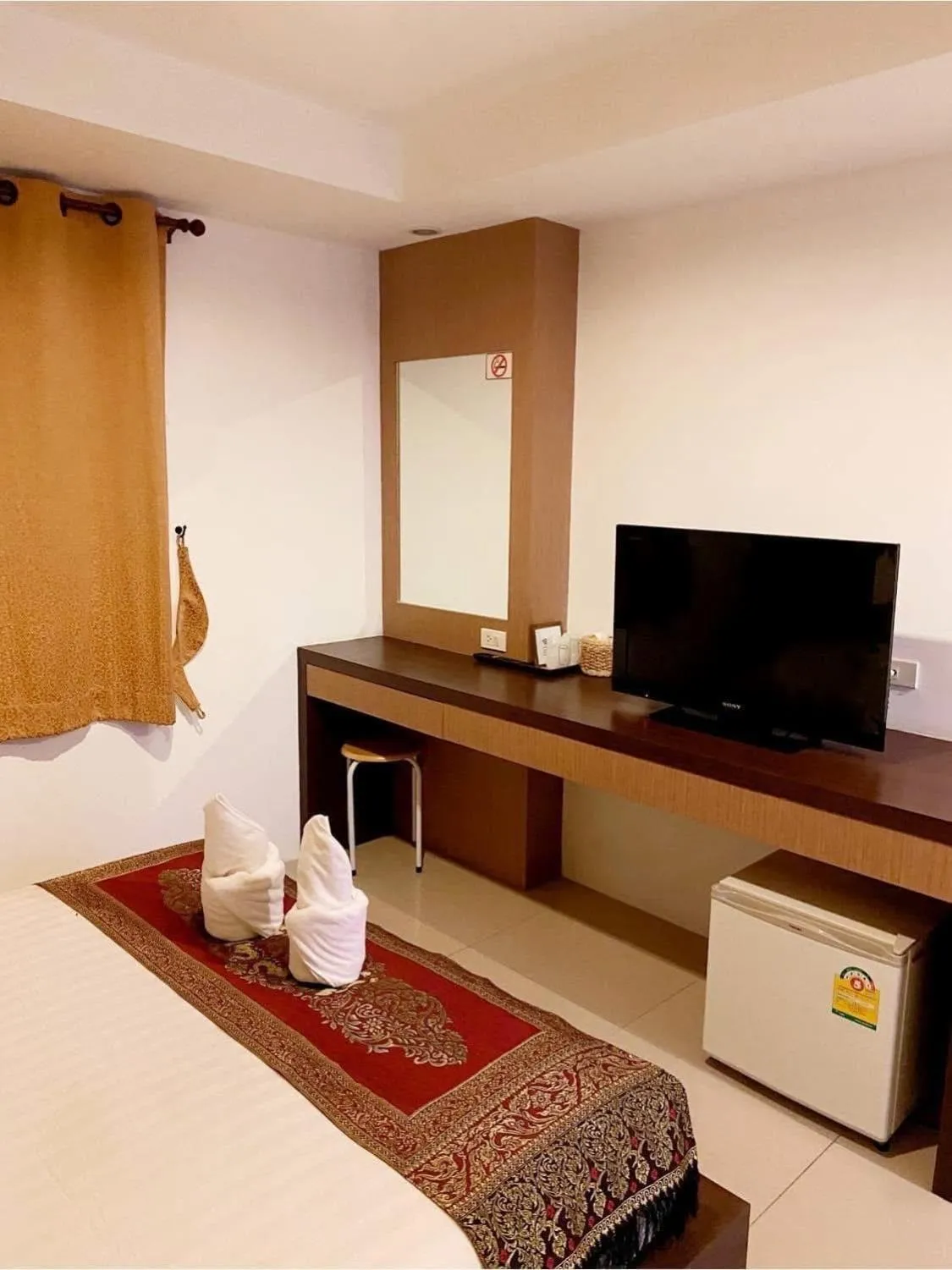 Bed in MM Hill Koh Samui Hotel - SHA Certified