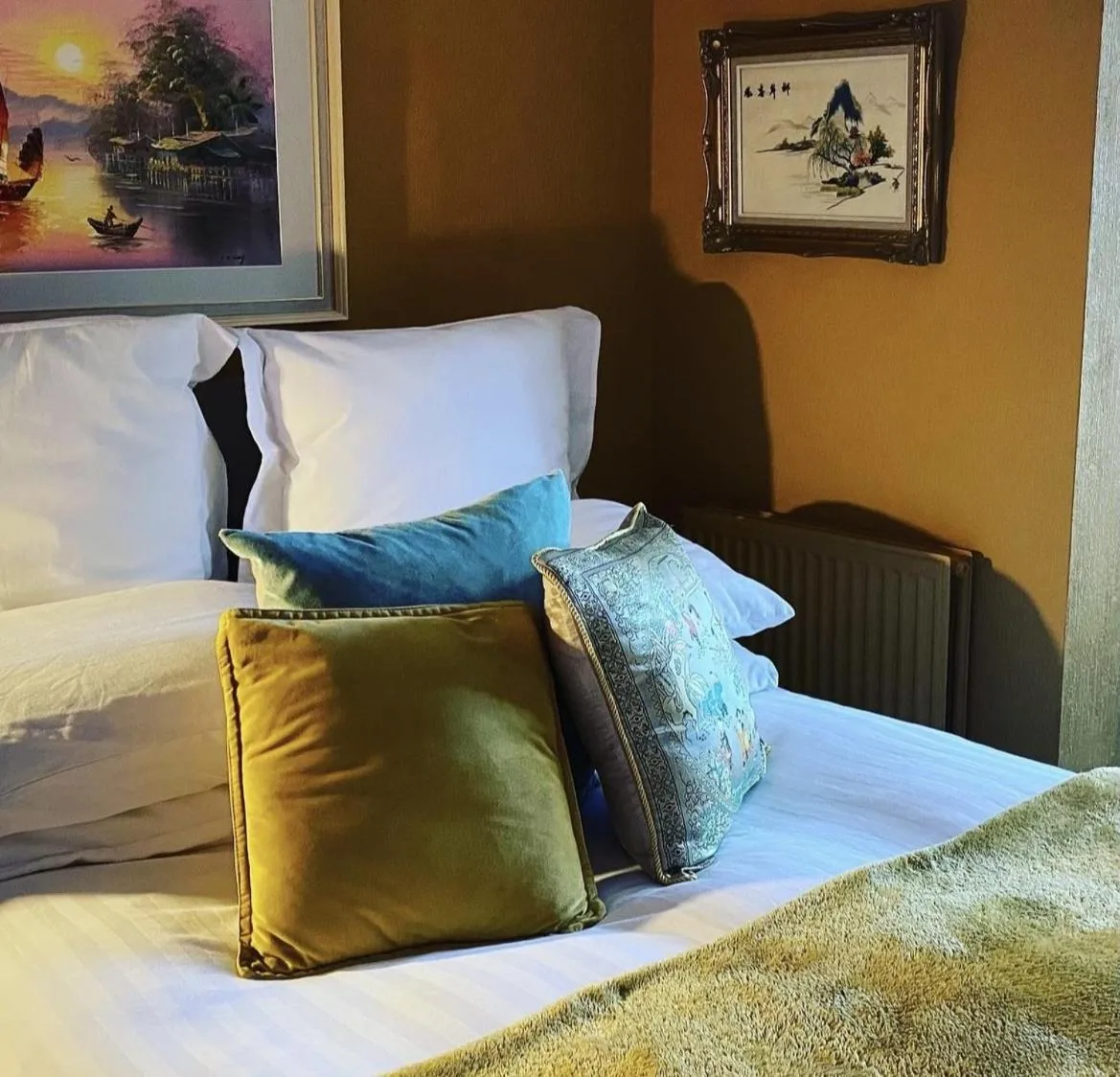 Bedroom, Bed in Maison Claire