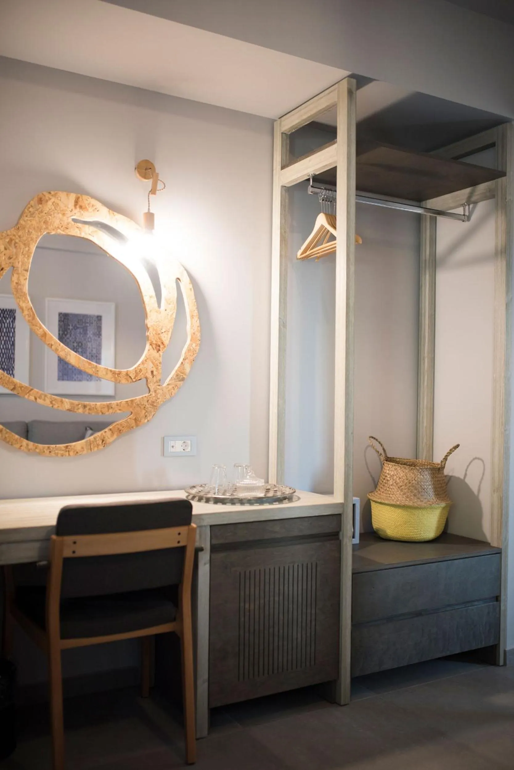 Decorative detail in Kanathos Pigi