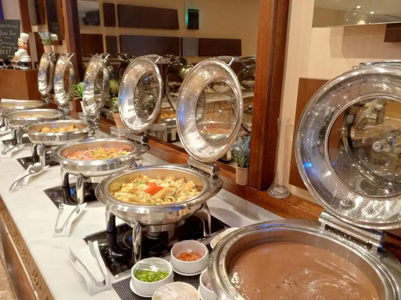 Restaurant/places to eat in Boudl Quraish Restaurant/places to eat in Boudl Quraish