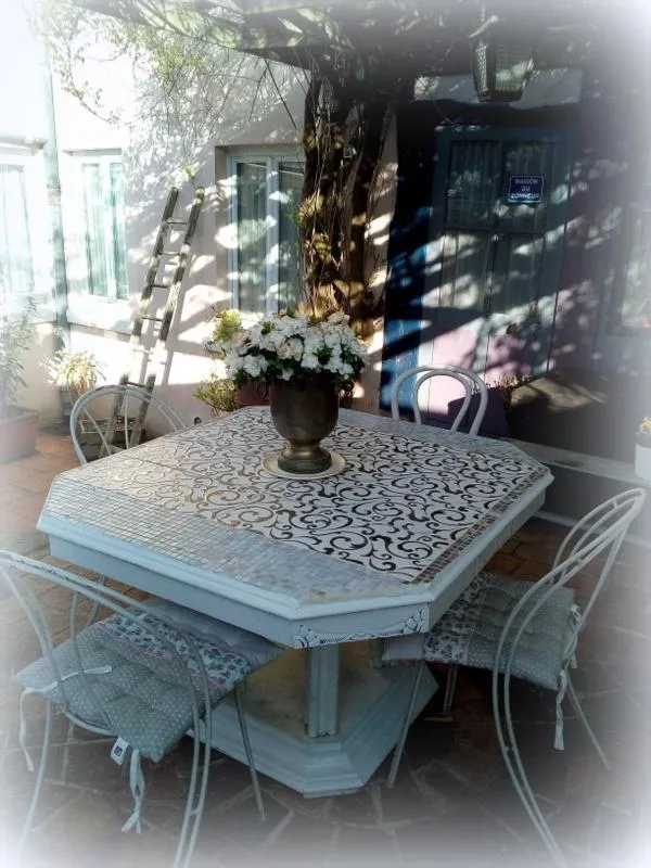 Garden in La Maison d'Hocquincourt