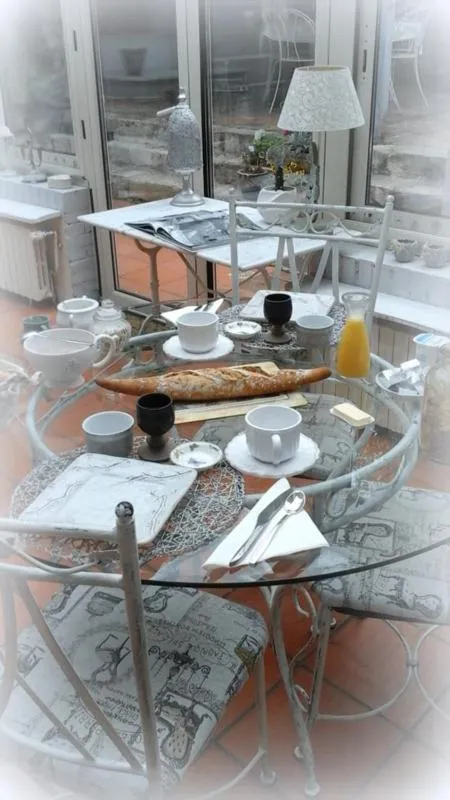 Continental breakfast in La Maison d'Hocquincourt