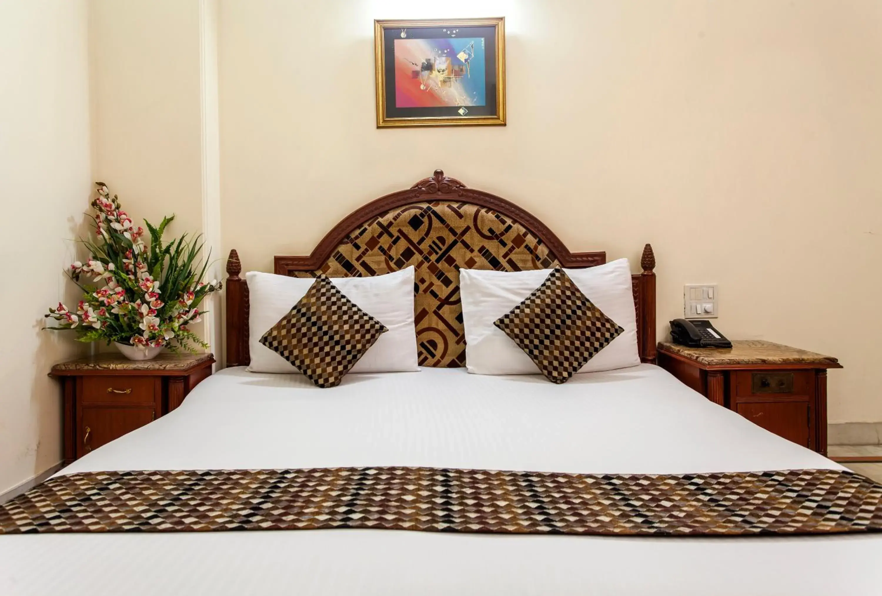 Bedroom, Bed in Hotel Sunstar Residency Bedroom, Bed in Hotel Sunstar Residency
