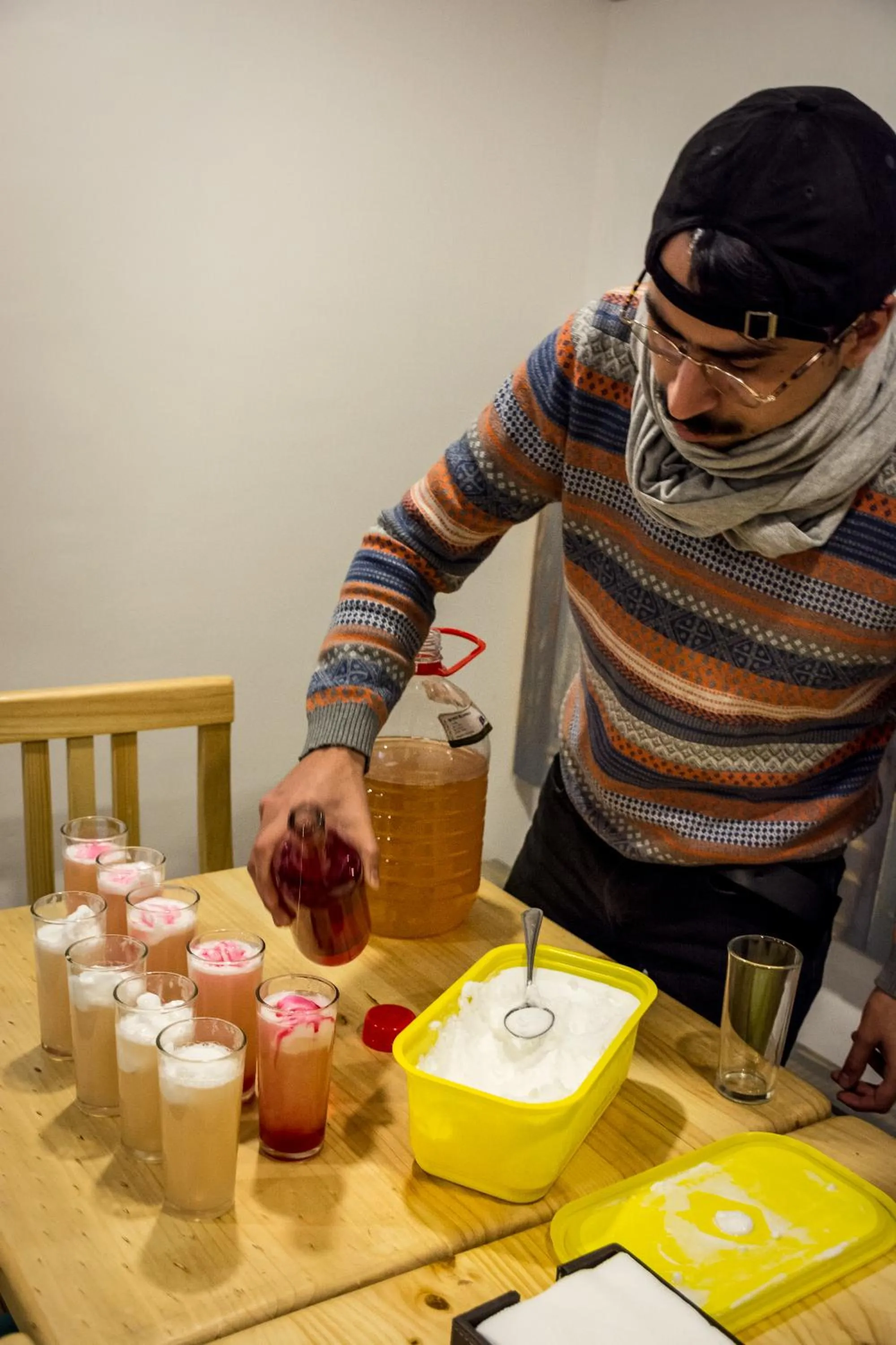 Evening entertainment in Hostal Casa Aborigen