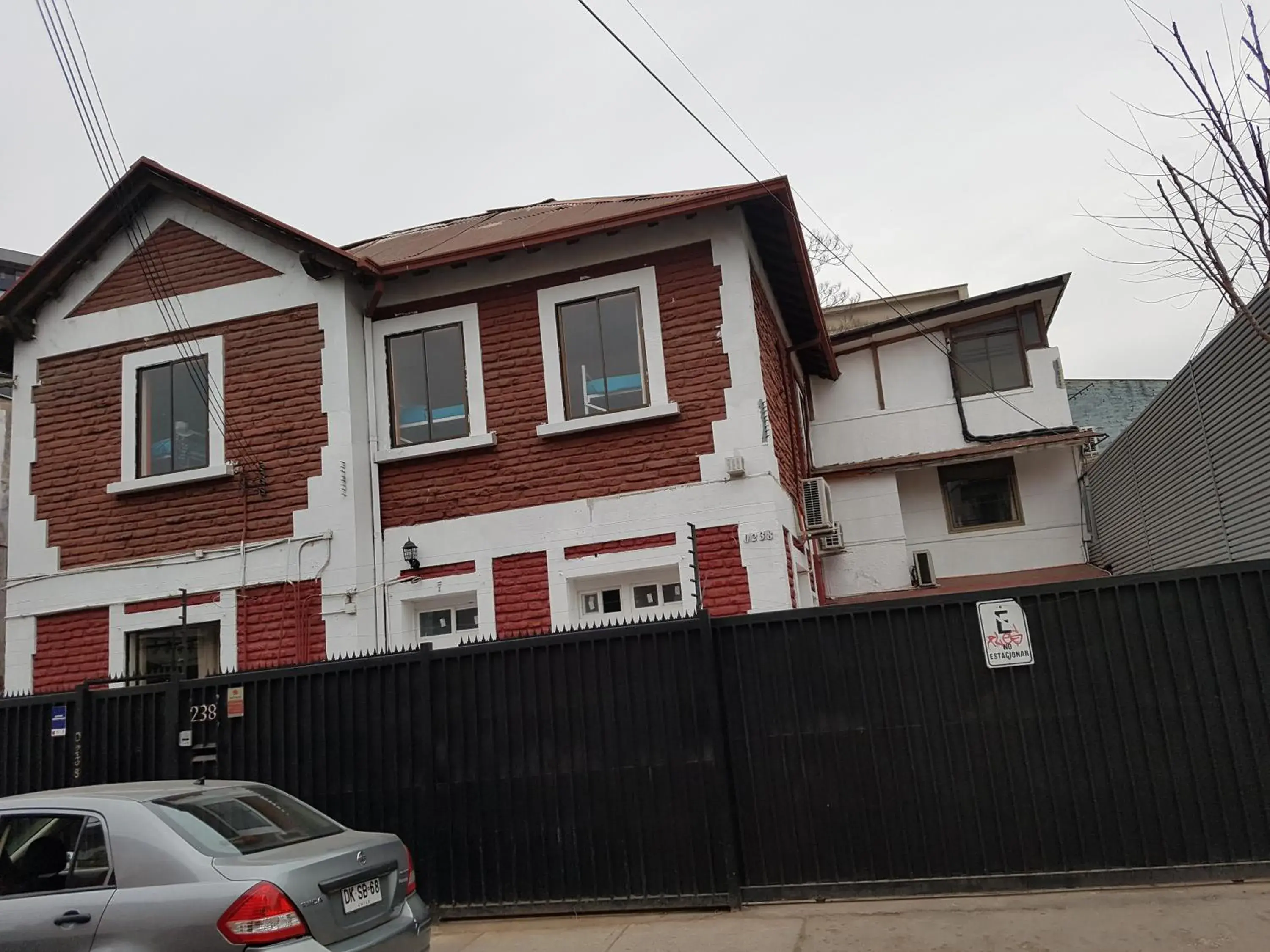 Property building in Hostal Casa Aborigen Property building in Hostal Casa Aborigen