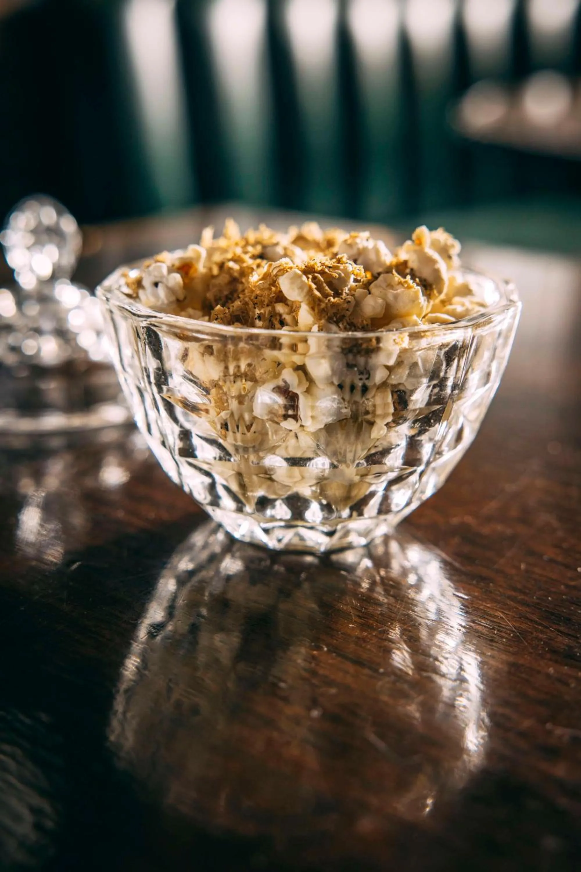 Dining area in Graduate by Hilton Evanston