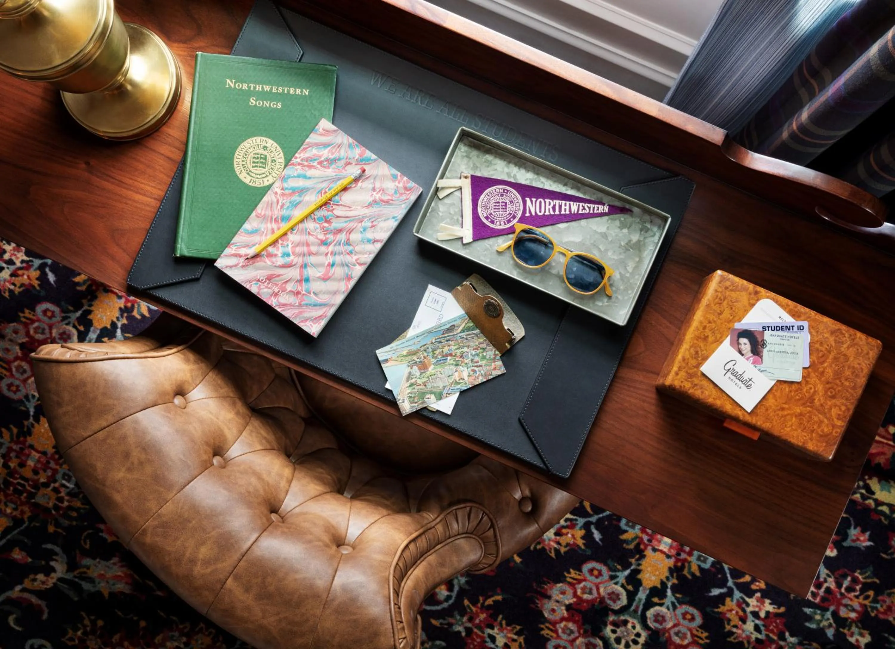 Photo of the whole room in Graduate by Hilton Evanston