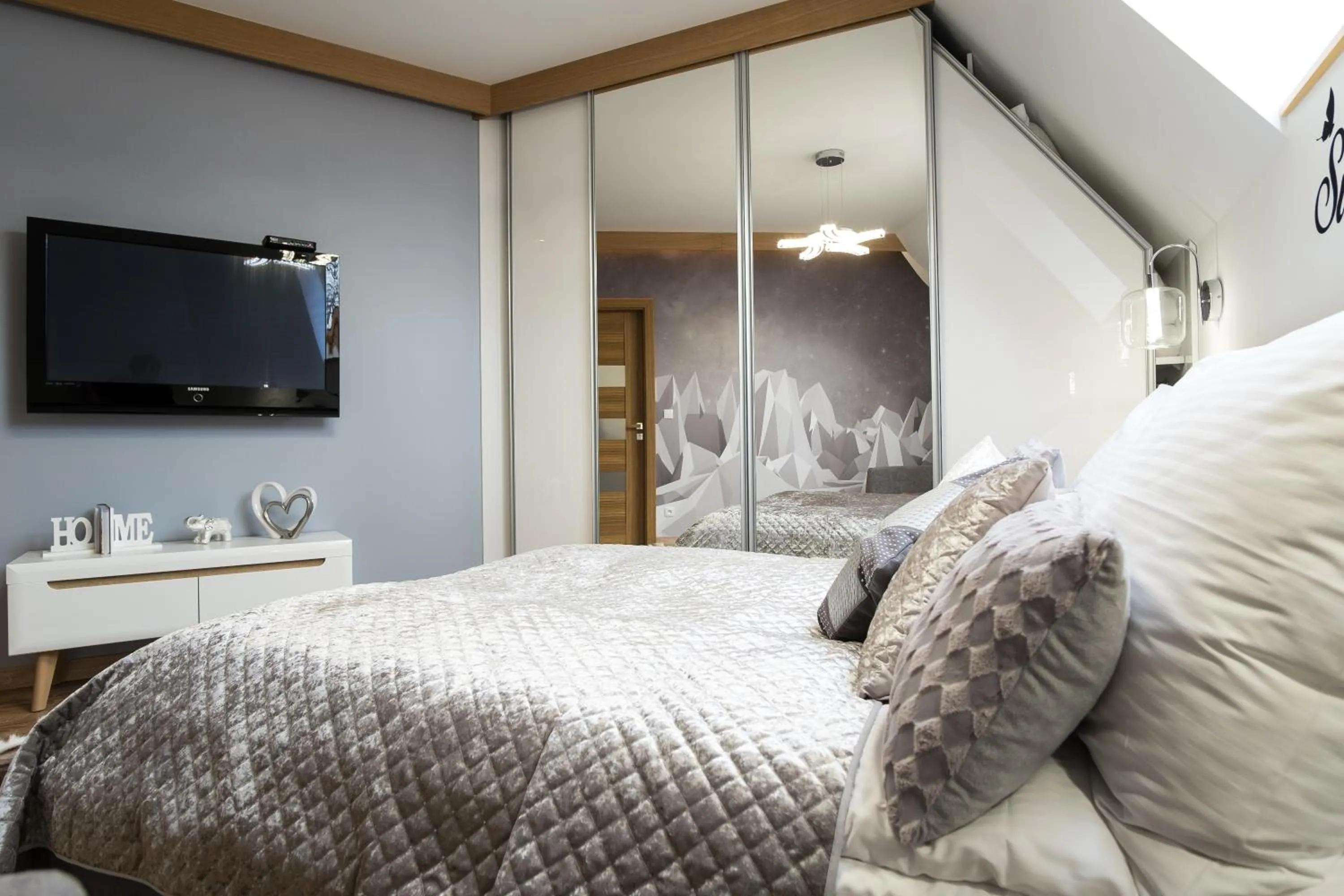 Photo of the whole room, Bed in Apart-Center Sienkiewicza