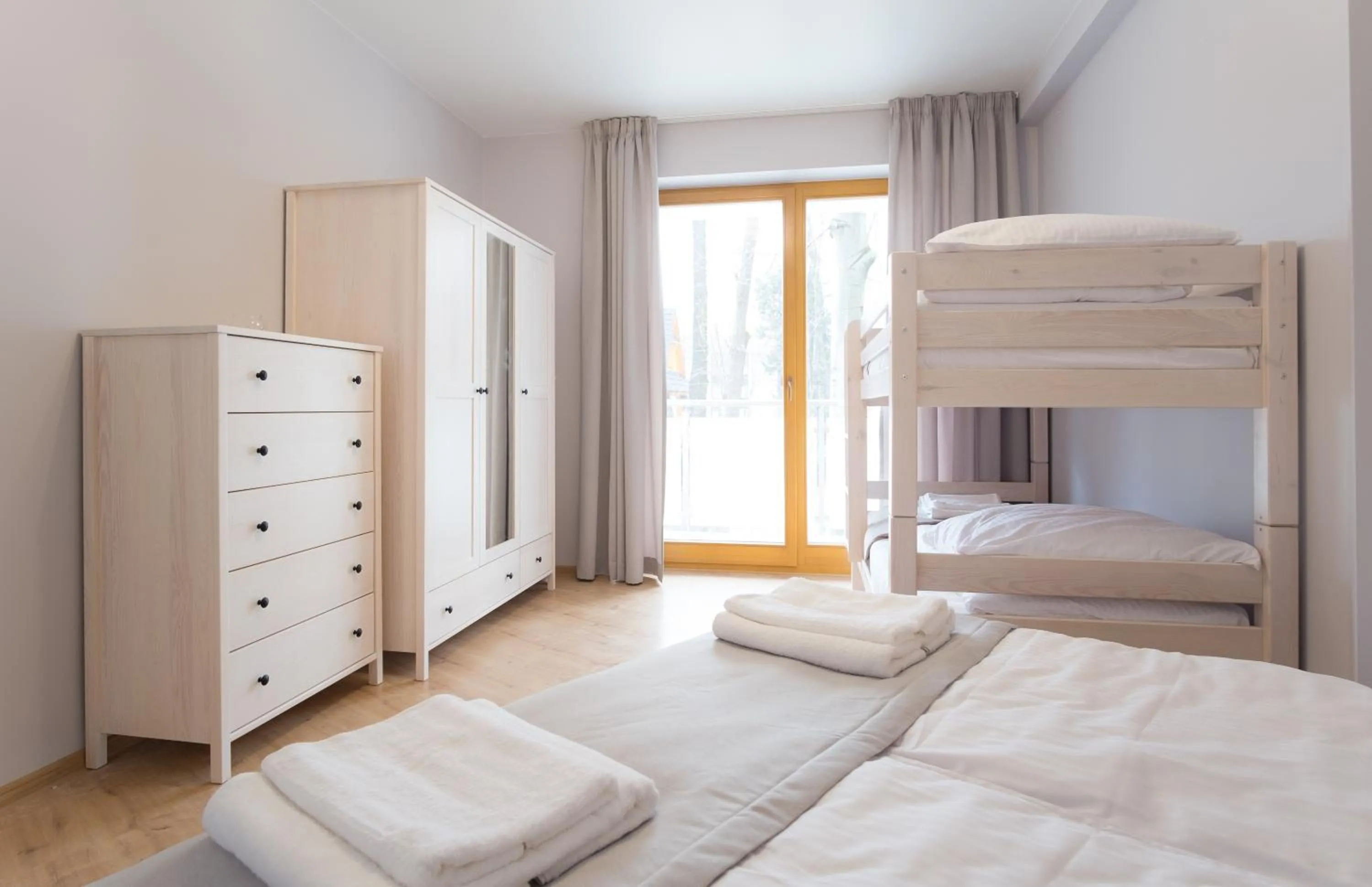 bunk bed, Bed in Apart-Center Sienkiewicza