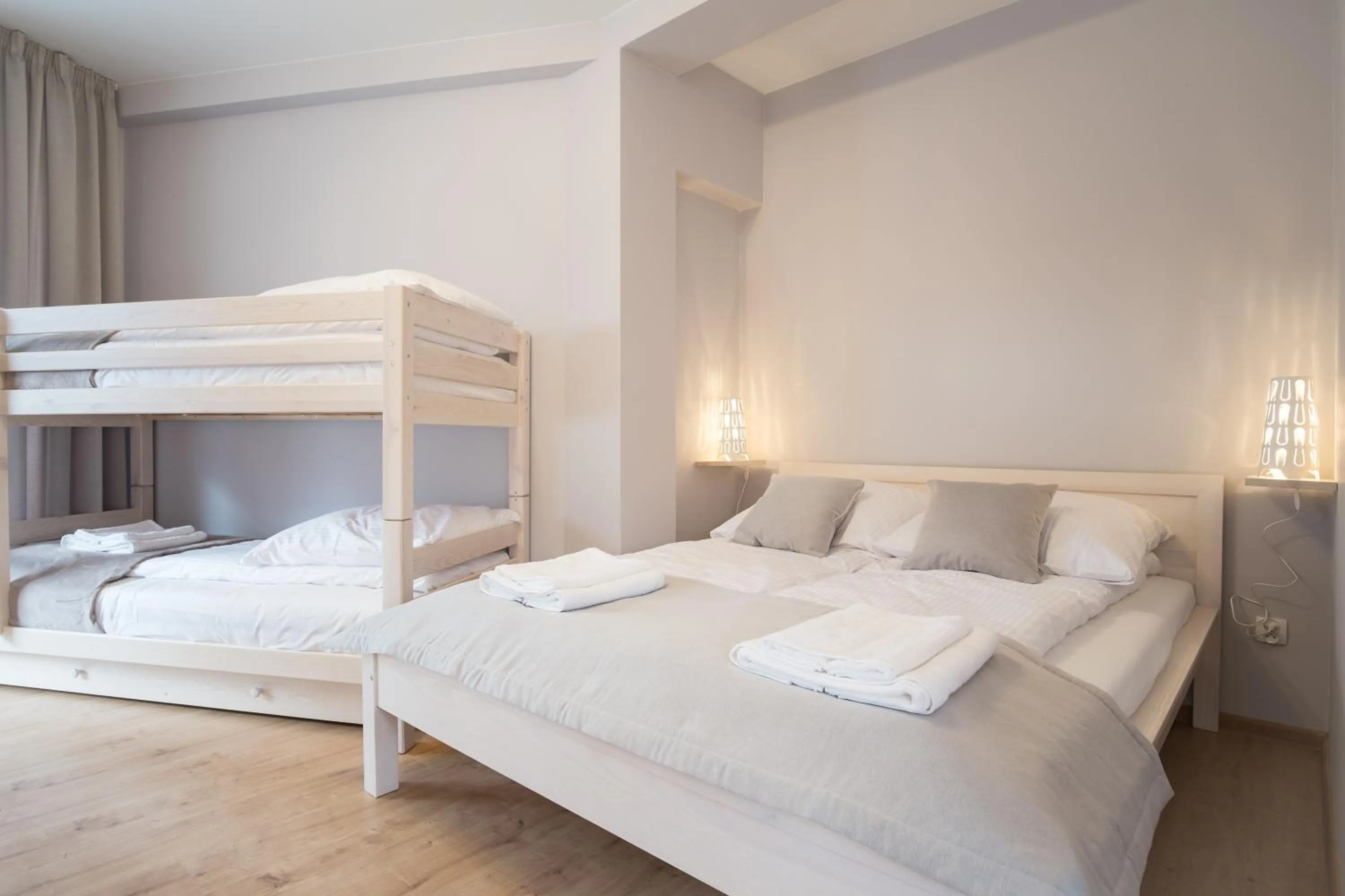 bunk bed, Bed in Apart-Center Sienkiewicza