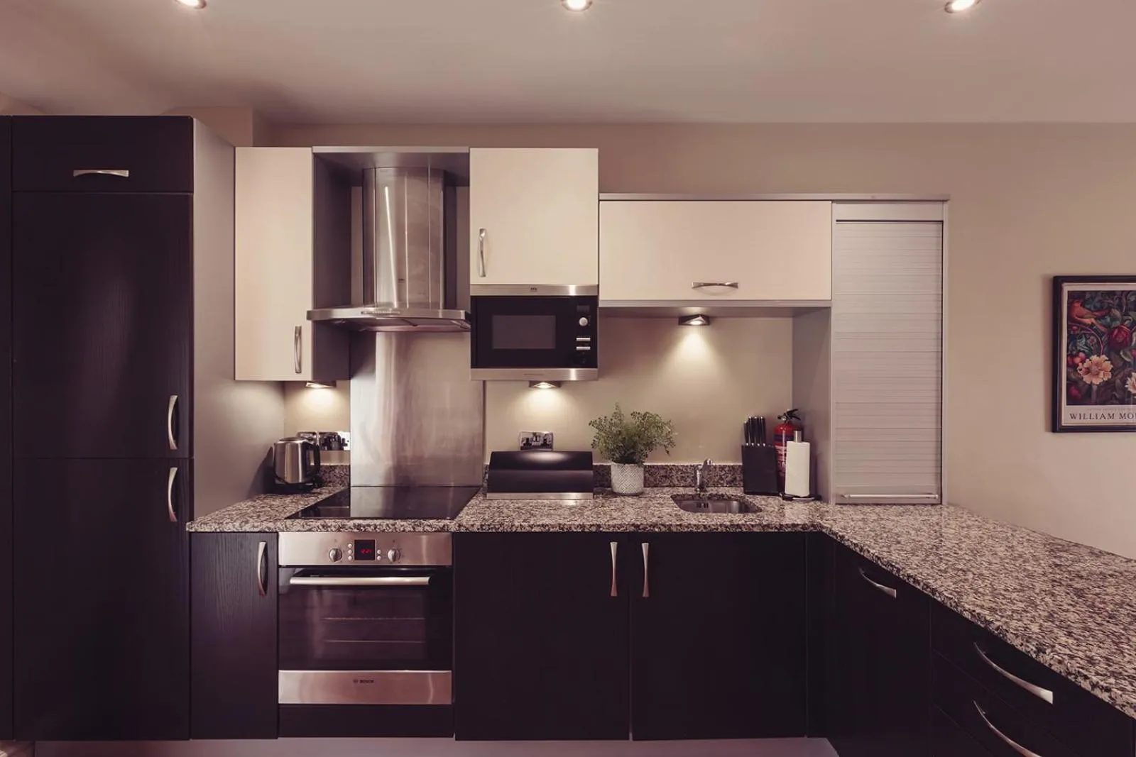 Longlands Inn & Cottages