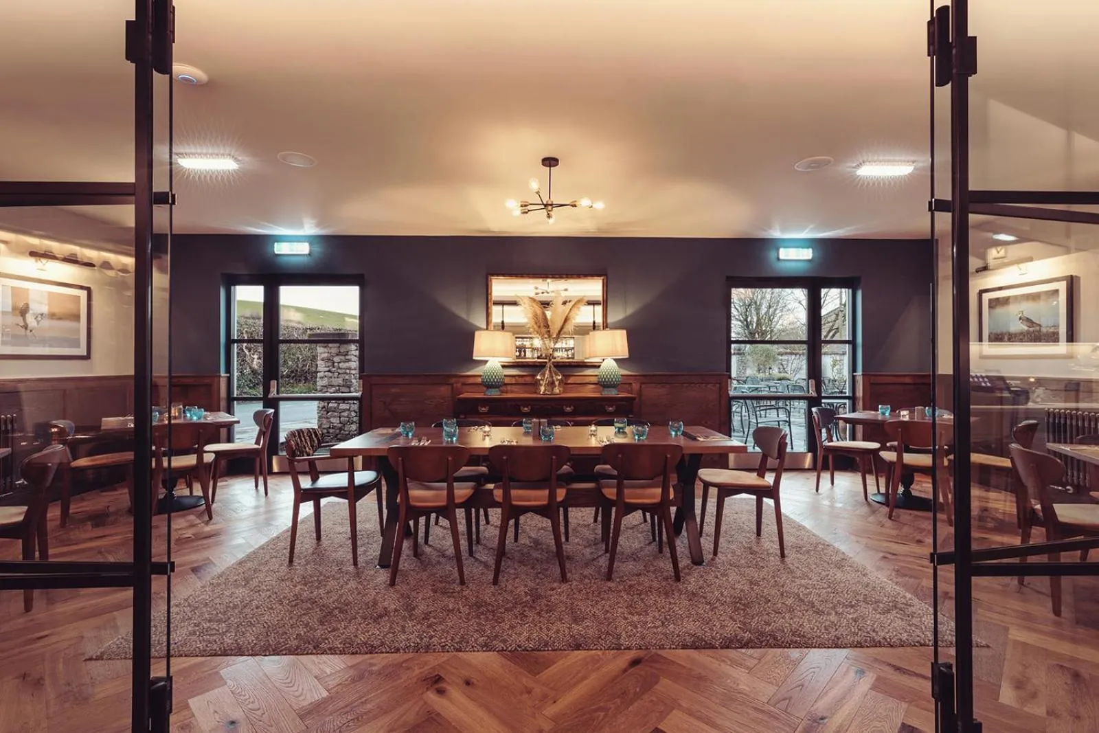 Restaurant/places to eat in Longlands Inn & Cottages