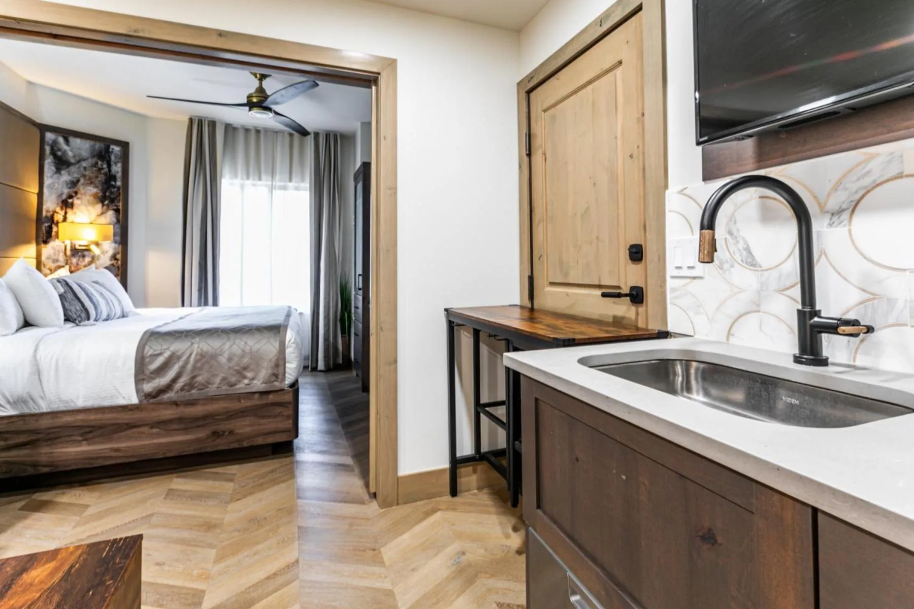 Kitchen or kitchenette, Bed in Condos at Canyons Resort by White Pines