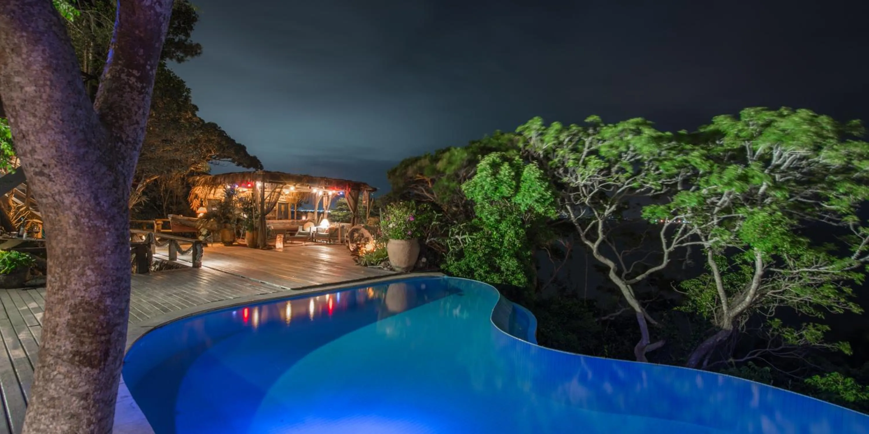 Swimming pool in Pousada Enseada das Garças