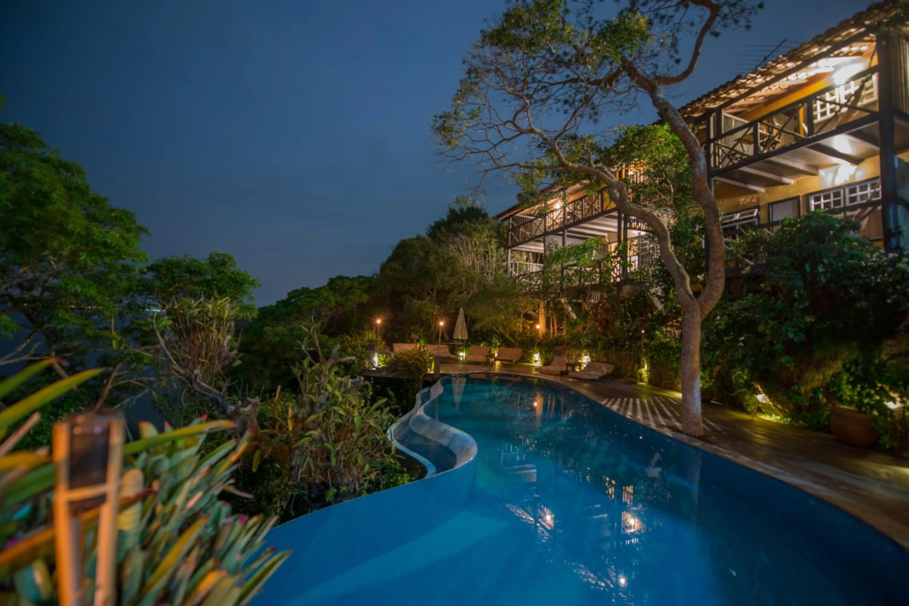 Pool view in Pousada Enseada das Garças