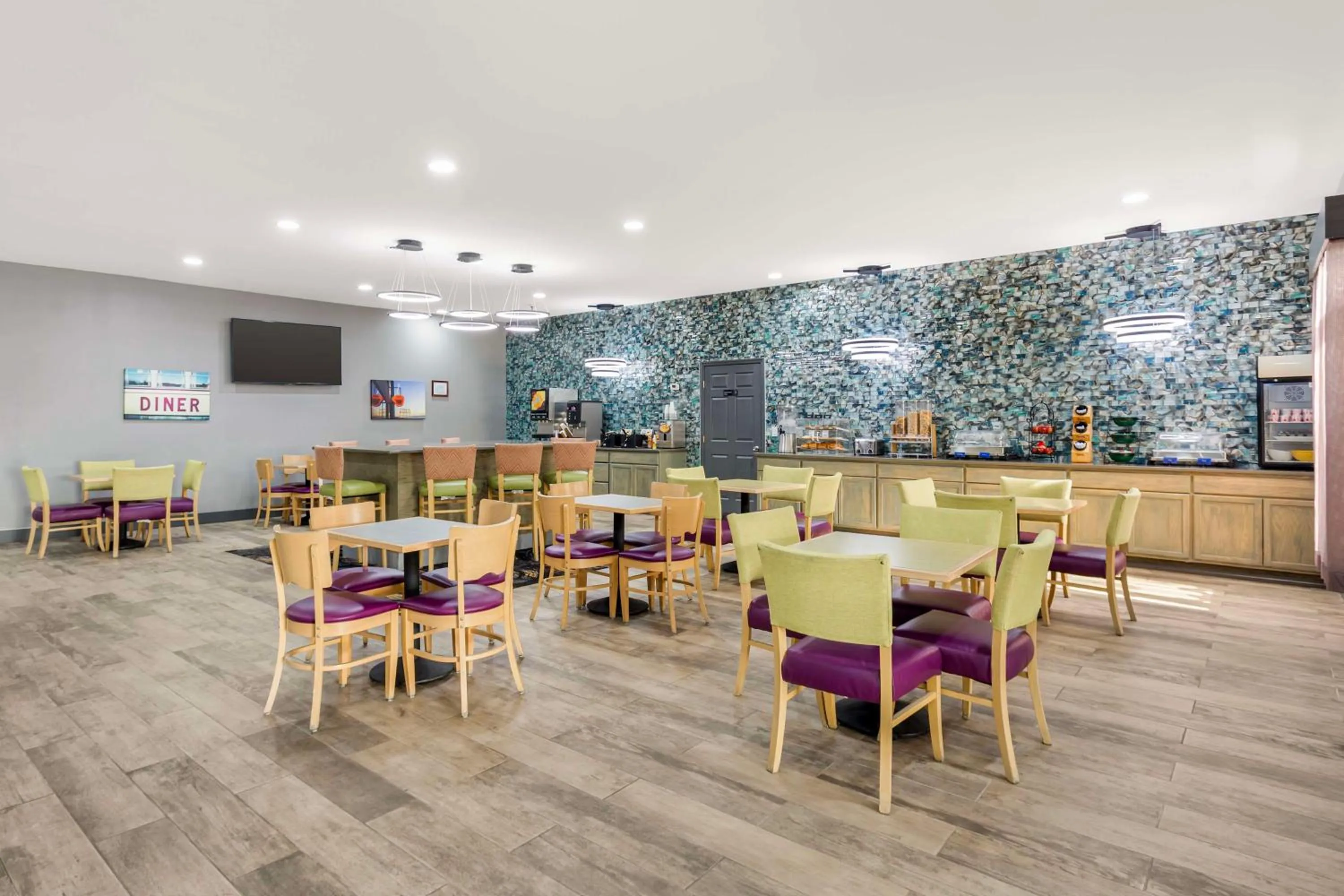 Breakfast in Best Western Chambersburg