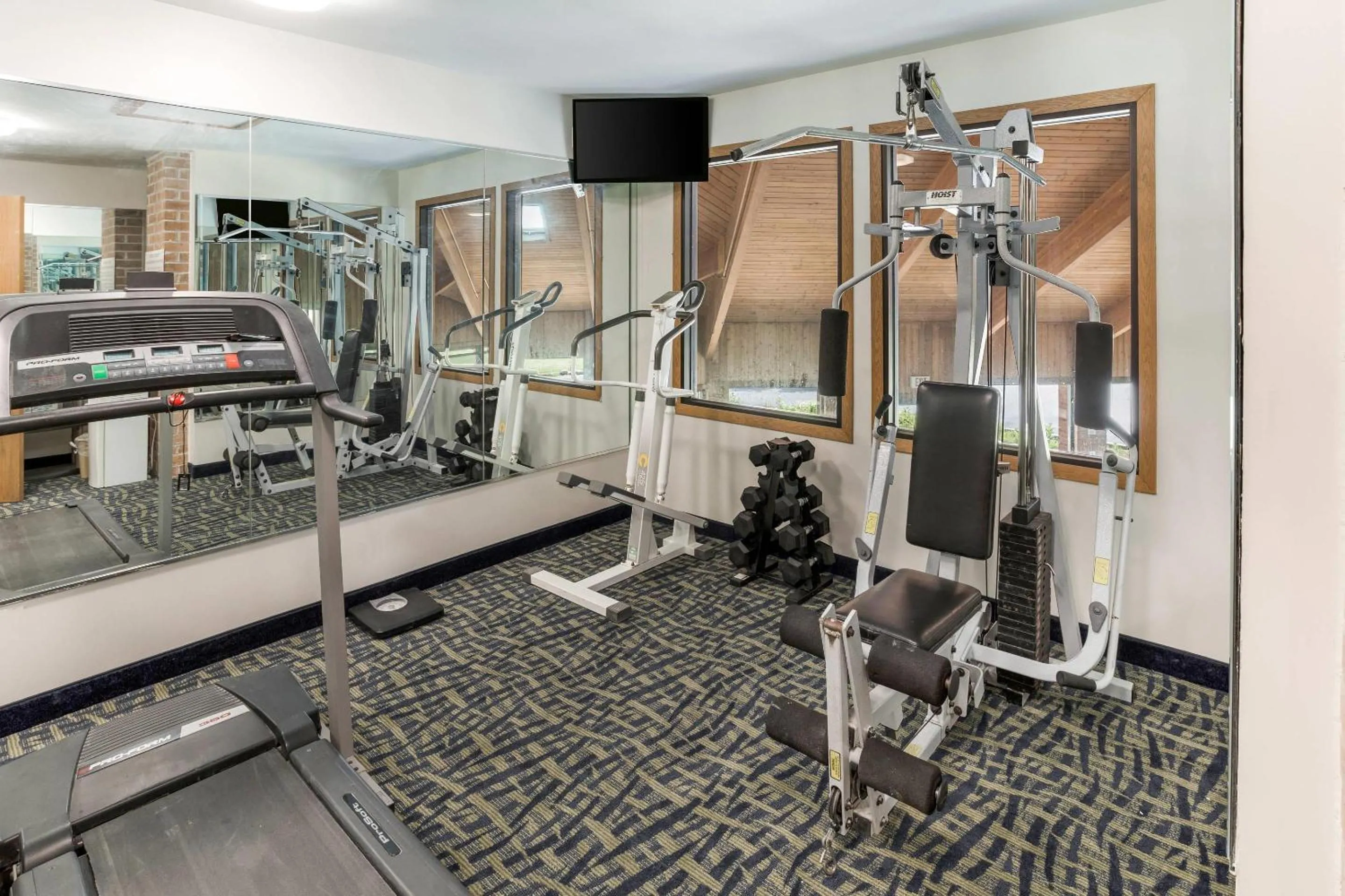 Fitness centre/facilities in Quality Inn Rochelle