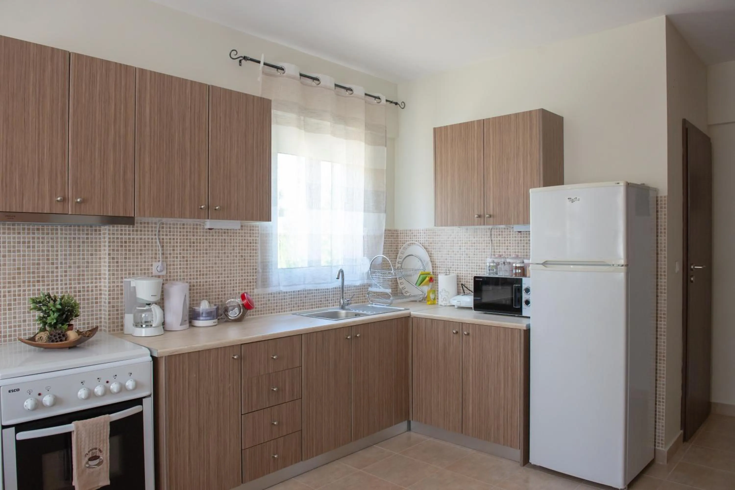 Coffee/tea facilities in Artemissoula near airport