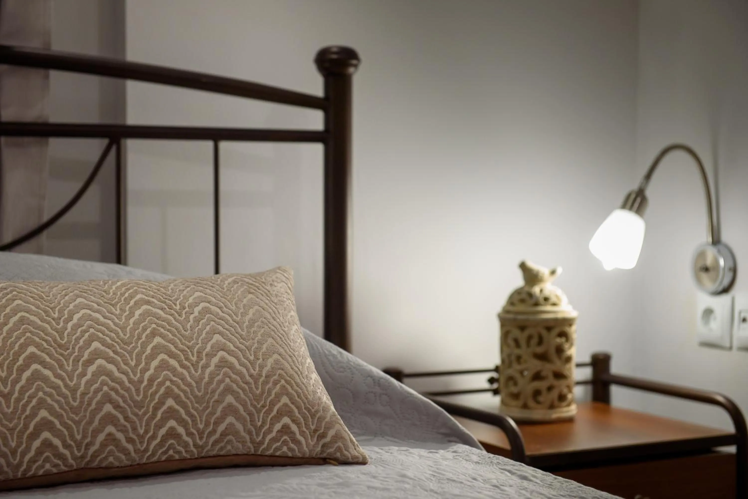 Bed in Artemissoula near airport