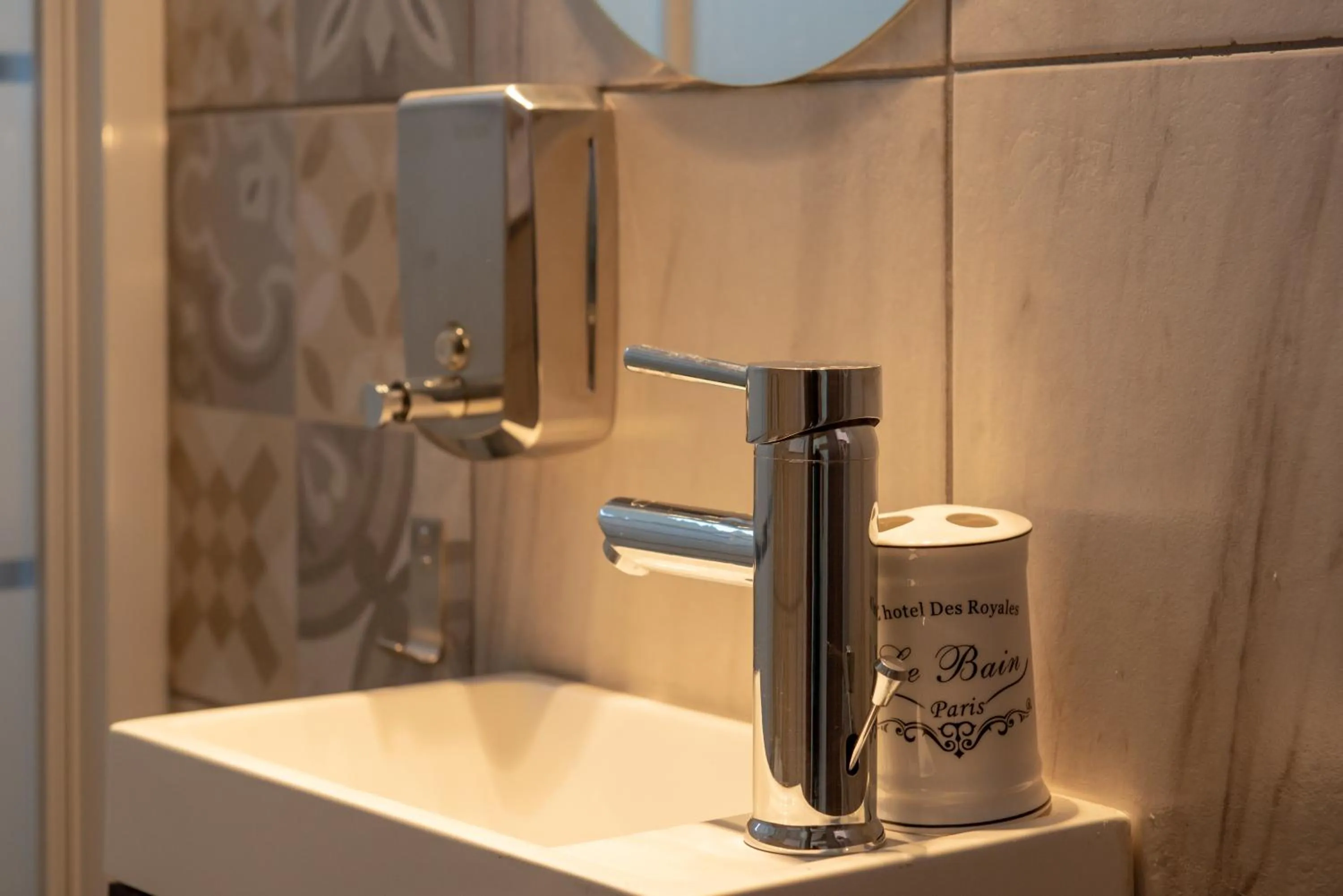 Bathroom in Artemissoula near airport