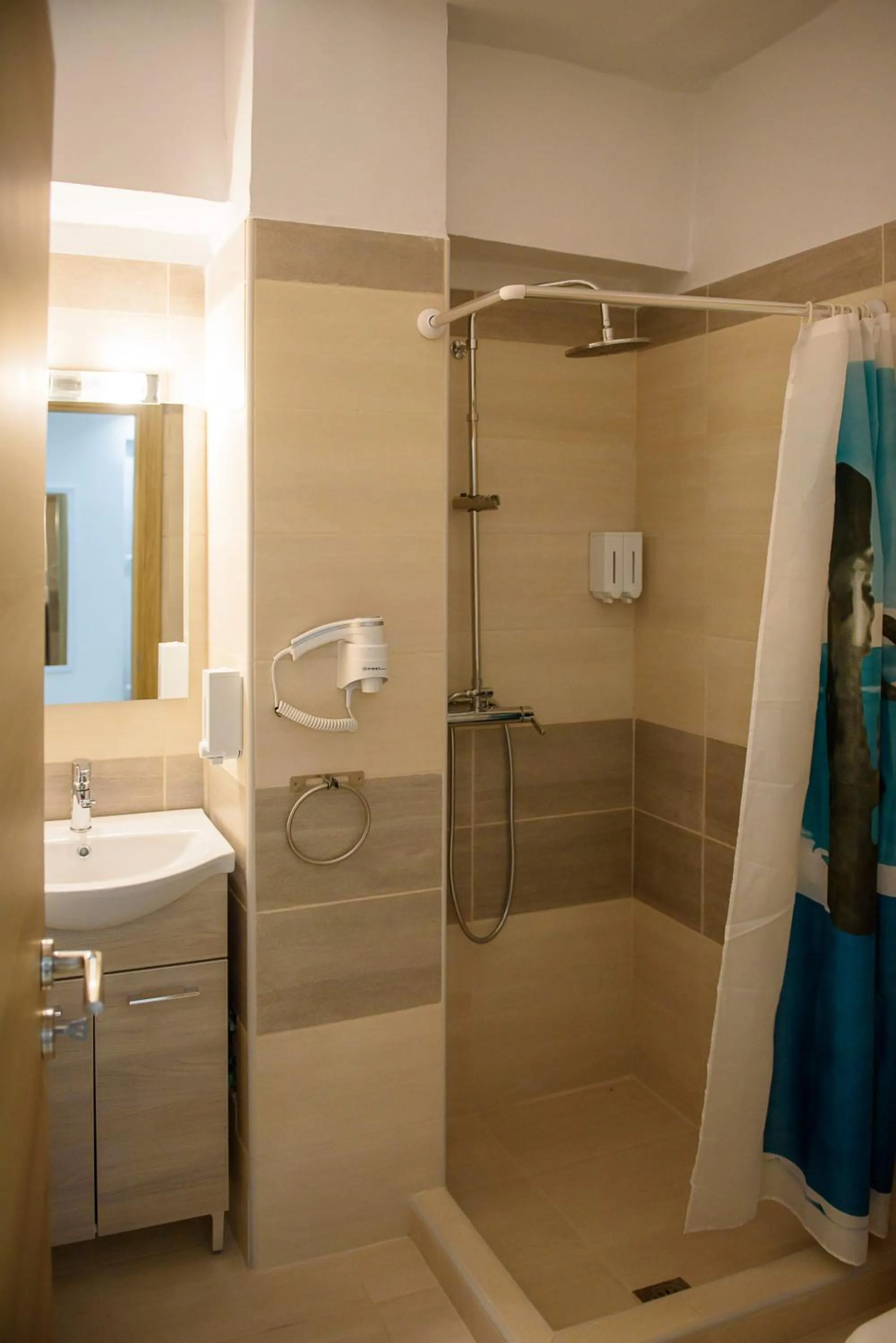 Artemissoula near airport