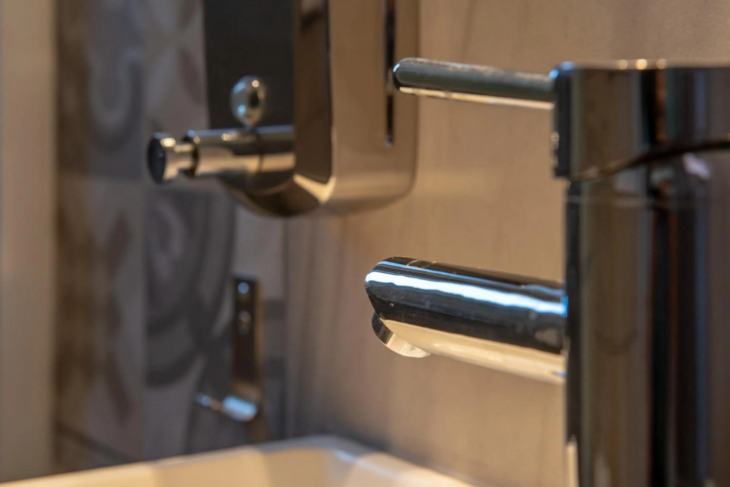 Bathroom in Artemissoula near airport