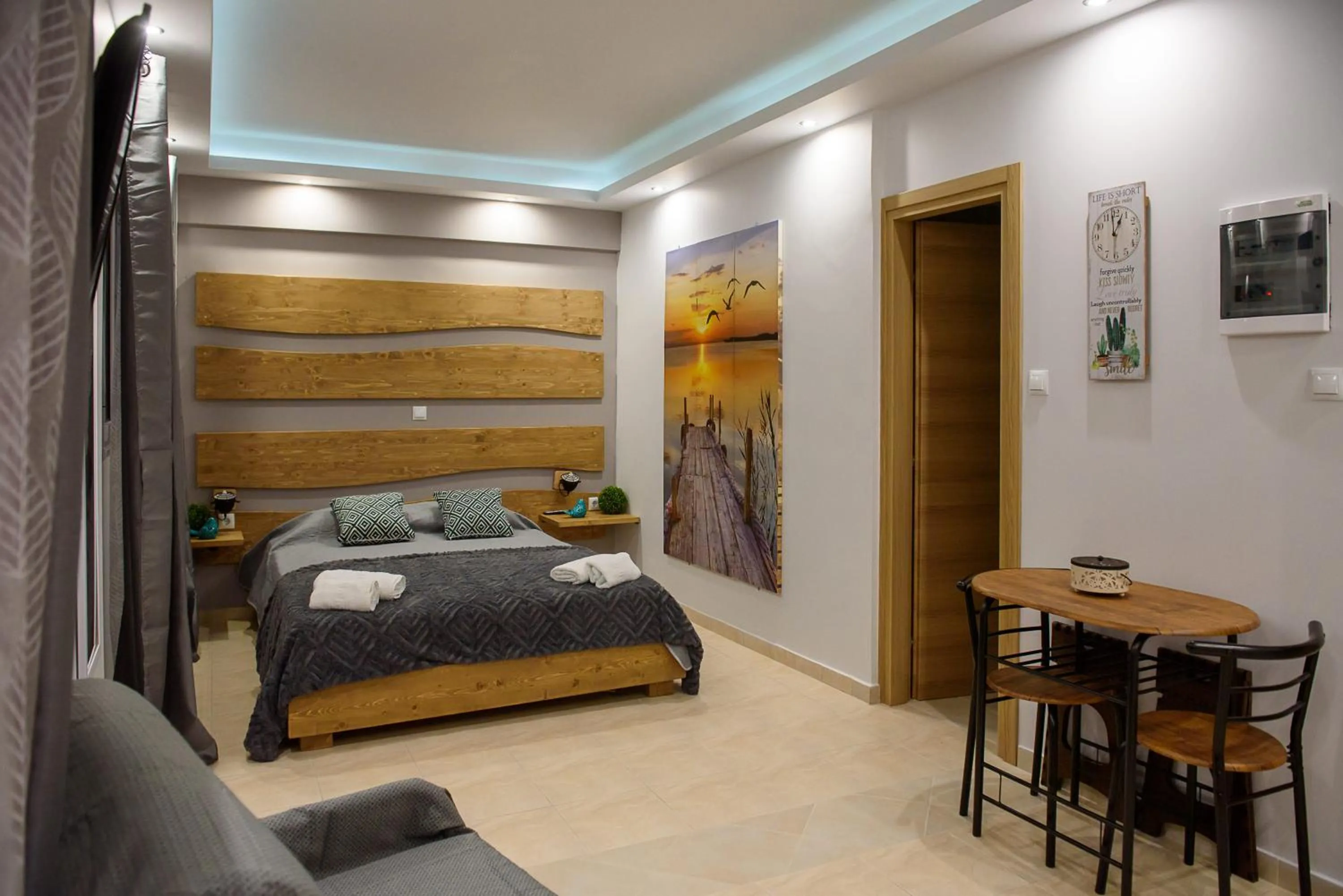 Bed in Artemissoula near airport