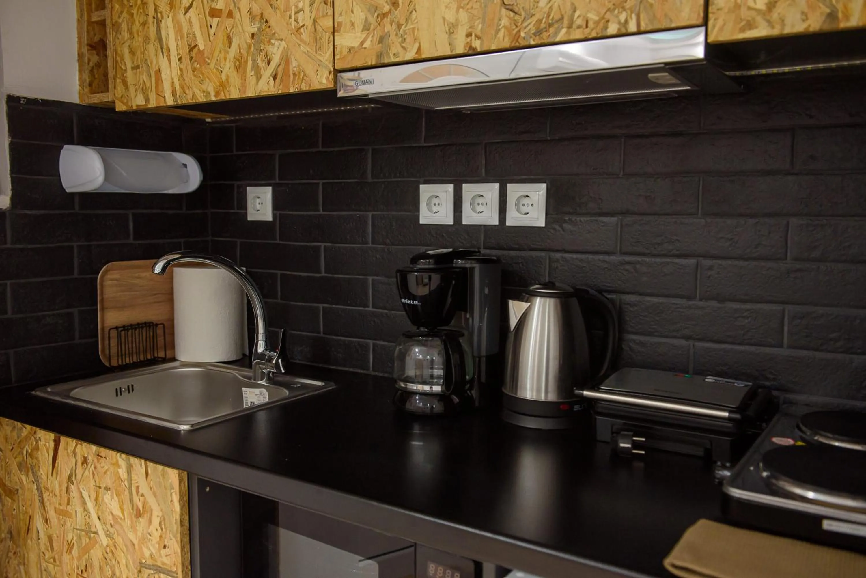 Artemissoula near airport