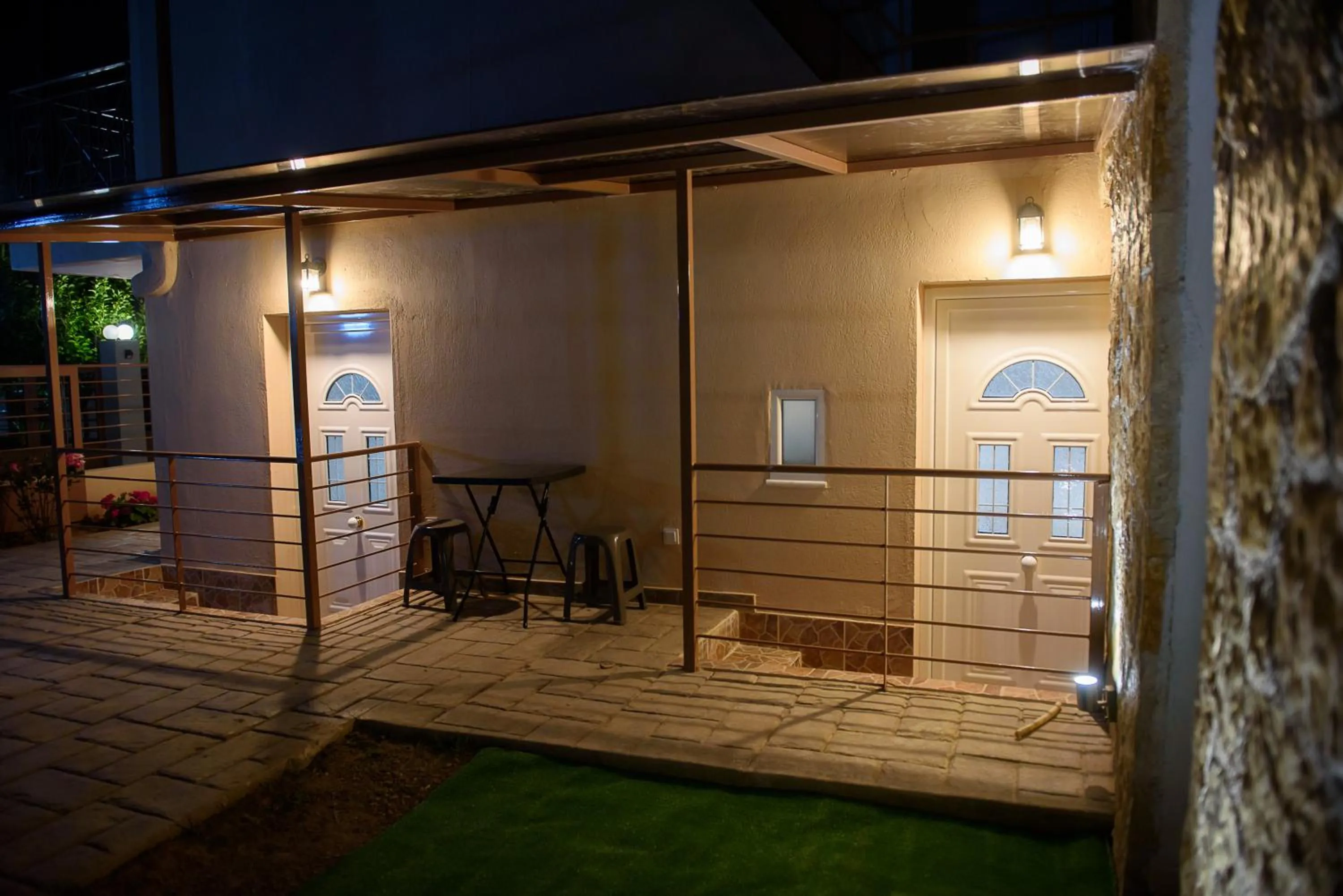 Artemissoula near airport