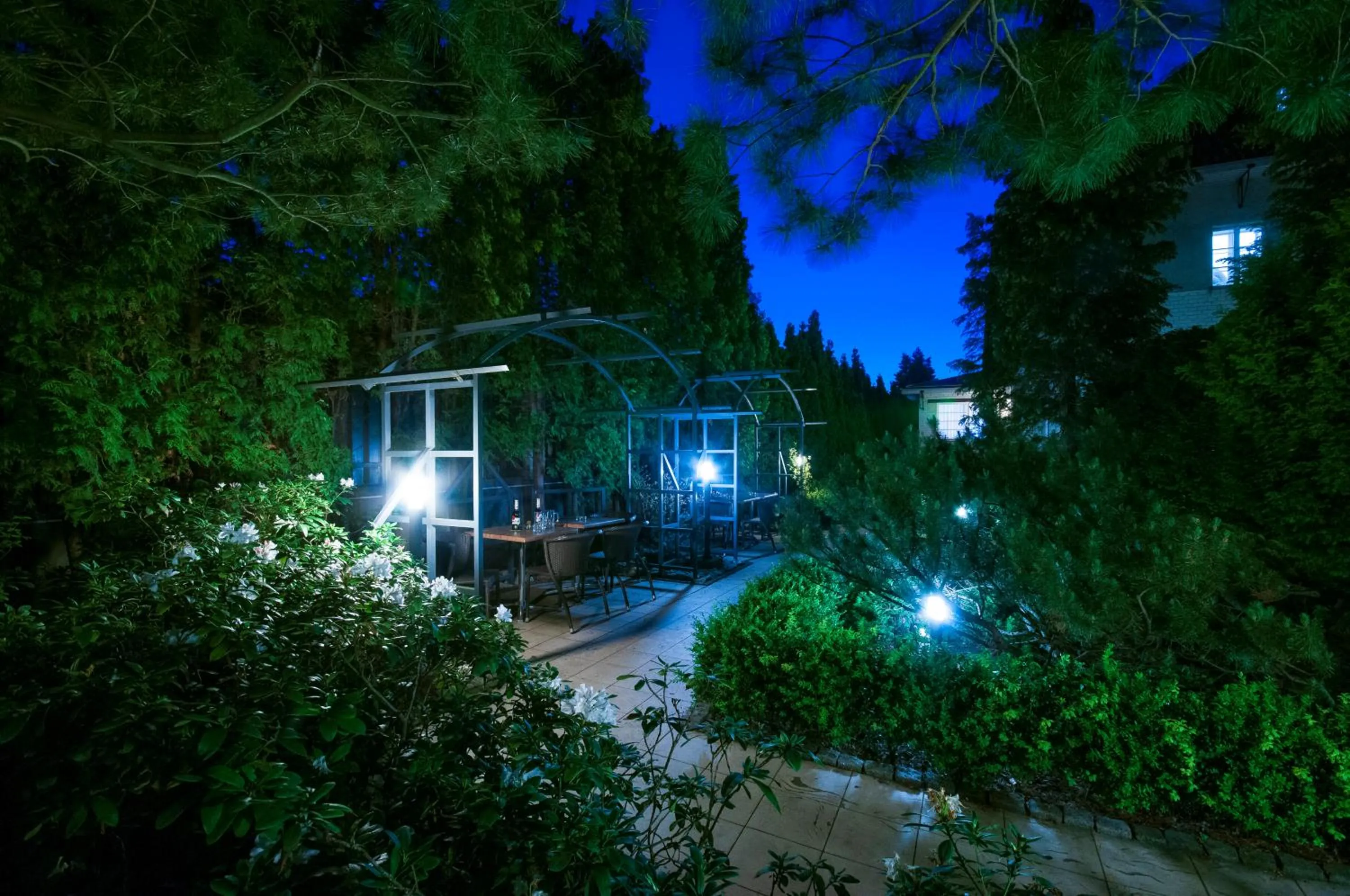 Garden in Art Deco Hotel Hoffmann