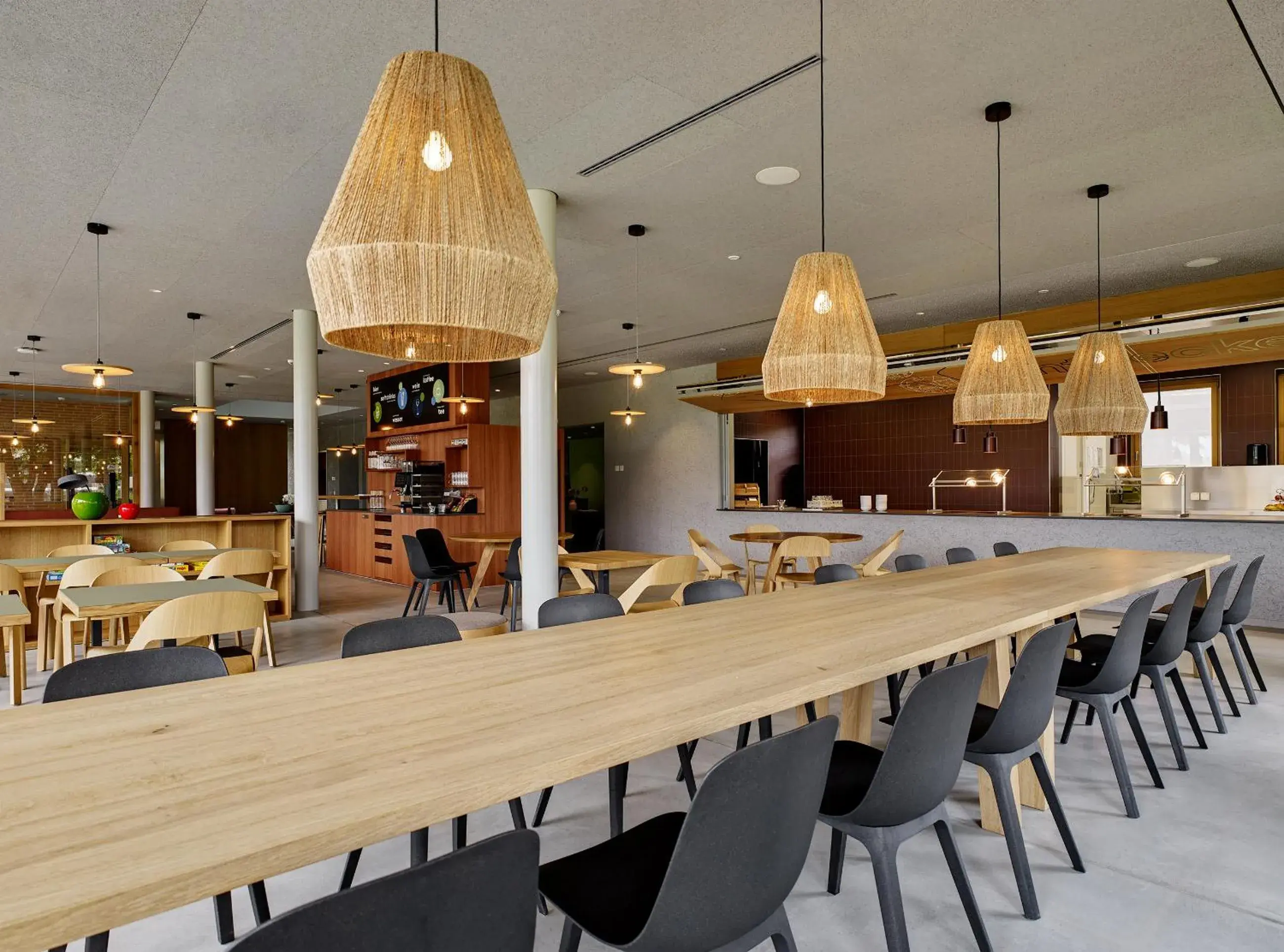 Restaurant/places to eat in Schaan-Vaduz Youth Hostel Restaurant/places to eat in Schaan-Vaduz Youth Hostel