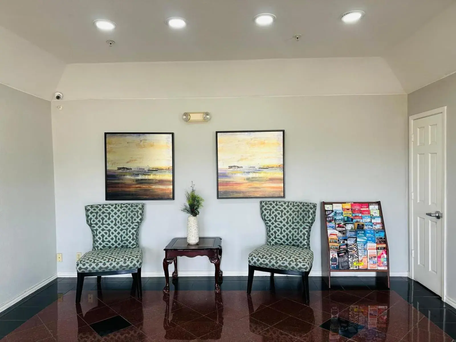 Lobby or reception in Executive Inn & Suites West Columbia Lobby or reception in Executive Inn & Suites West Columbia