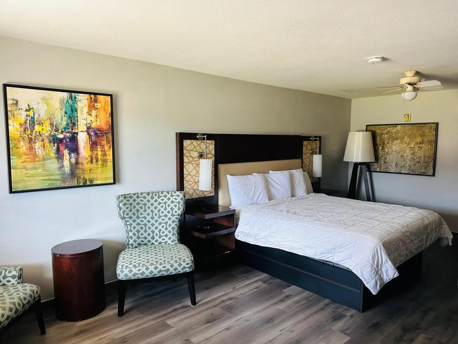 Bedroom, Bed in Executive Inn & Suites West Columbia