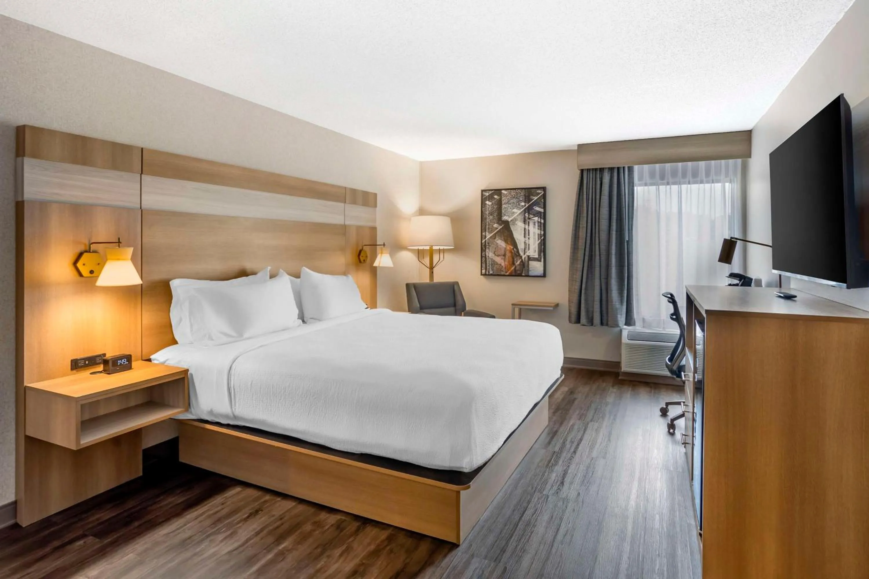 Bedroom, Bed in Holiday Inn Express York, an IHG Hotel