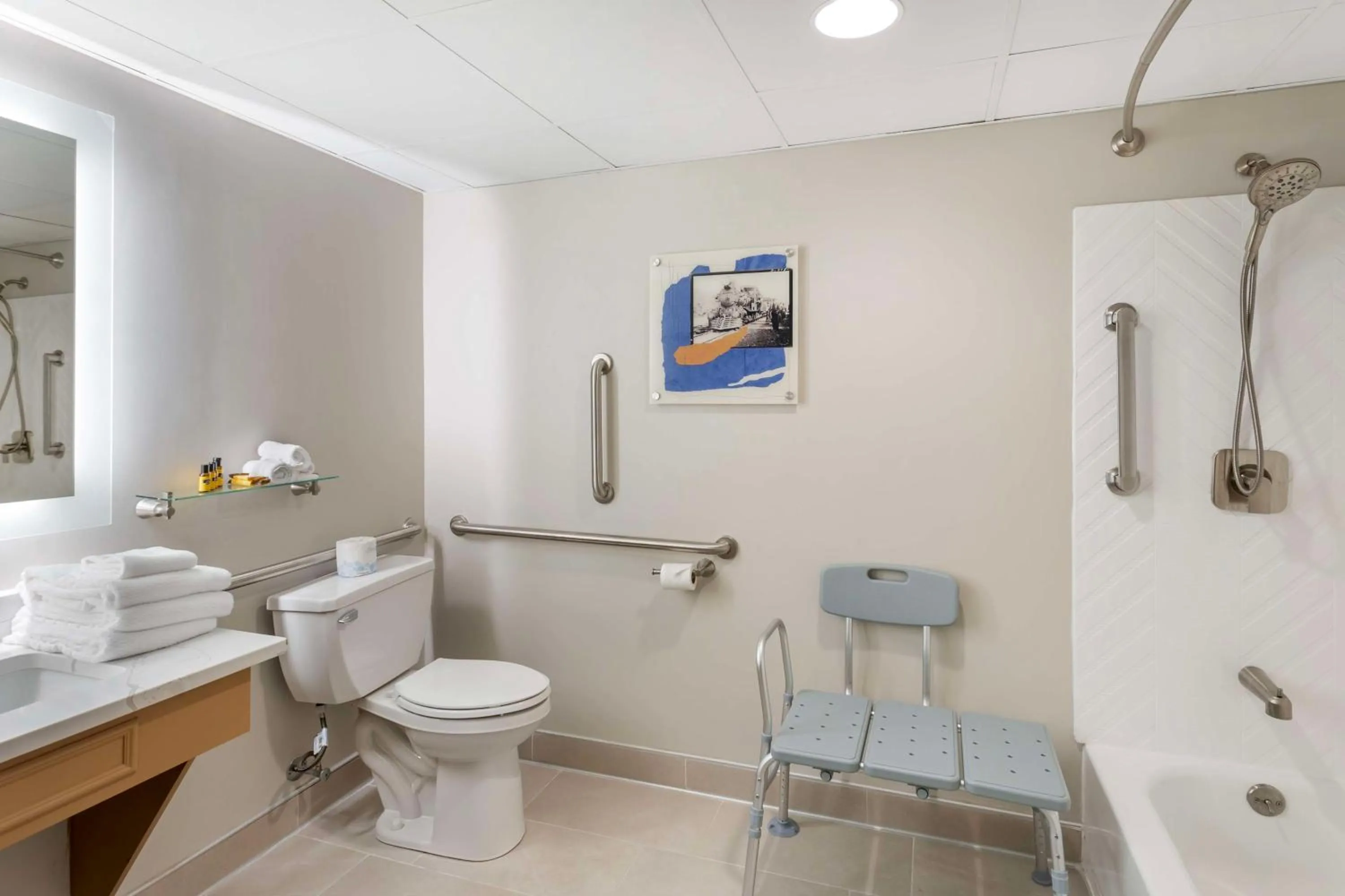 Bathroom in Holiday Inn Express York, an IHG Hotel