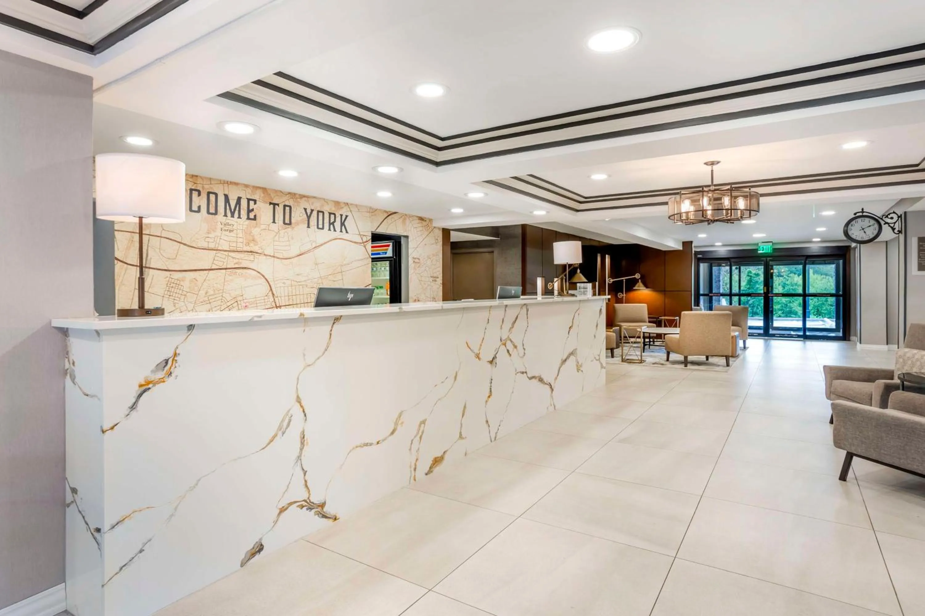 Lobby or reception in Holiday Inn Express York, an IHG Hotel