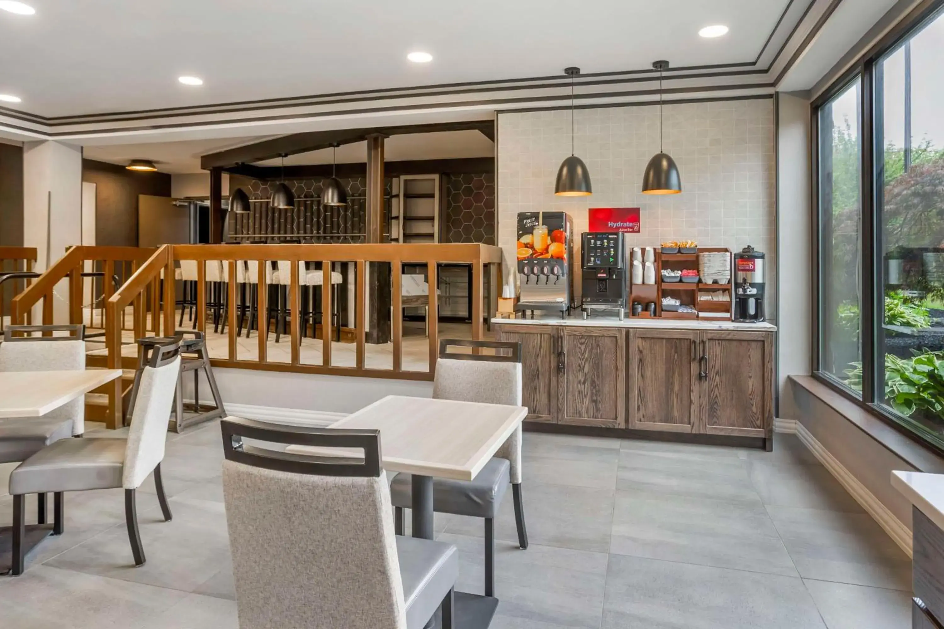 Breakfast in Best Western Plus Heritage Rail Inn & Suites Breakfast in Best Western Plus Heritage Rail Inn & Suites